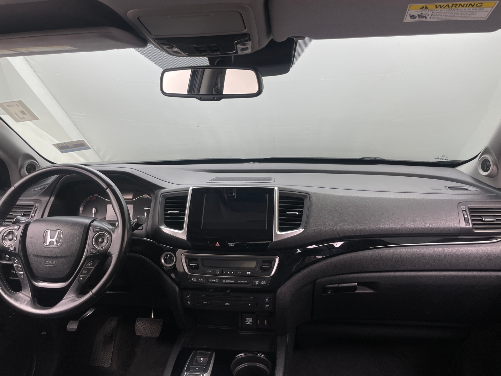 Thumbnail: 2018 Honda Pilot - 2