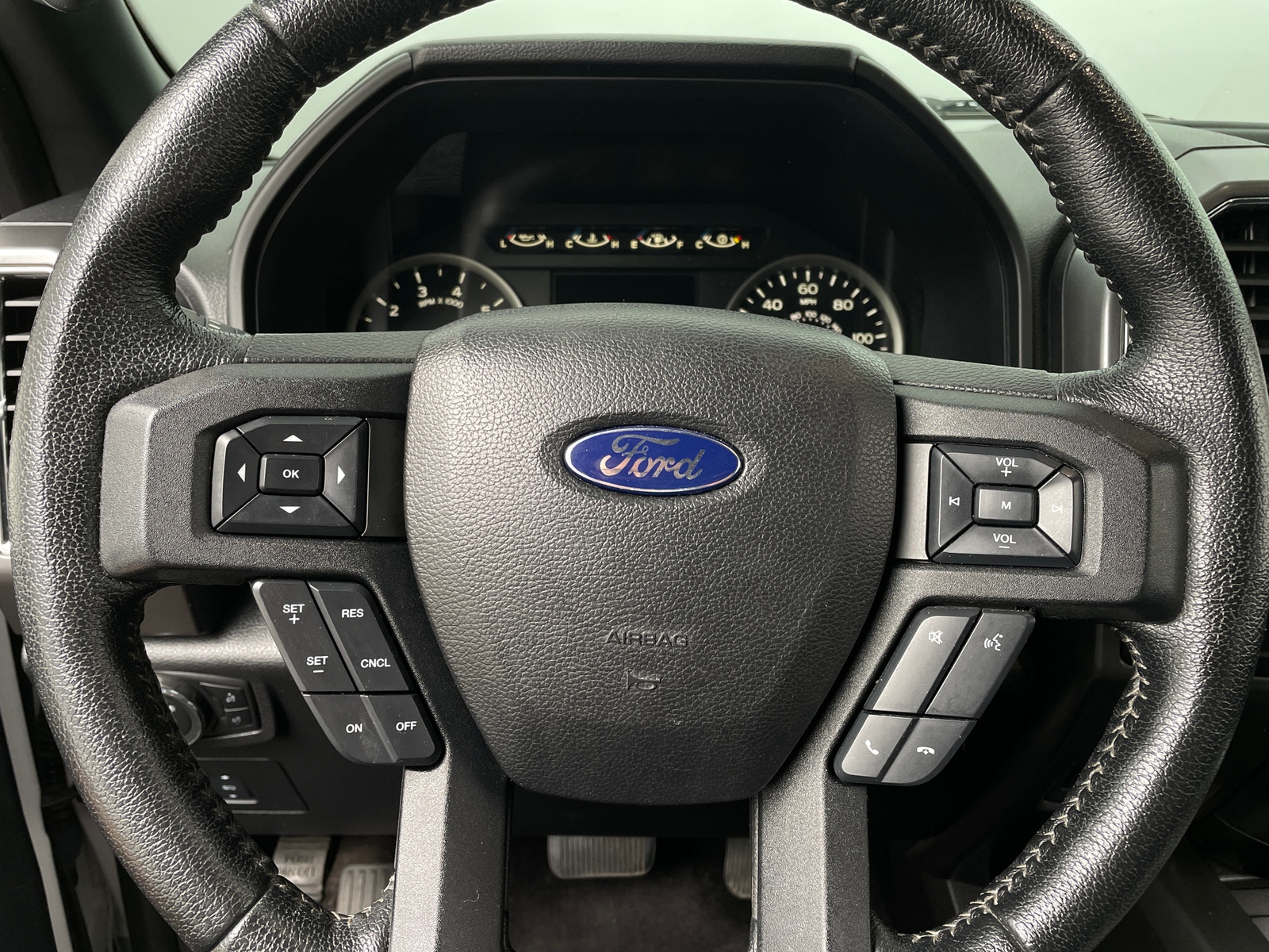 Thumbnail: 2015 Ford Econoline - 5