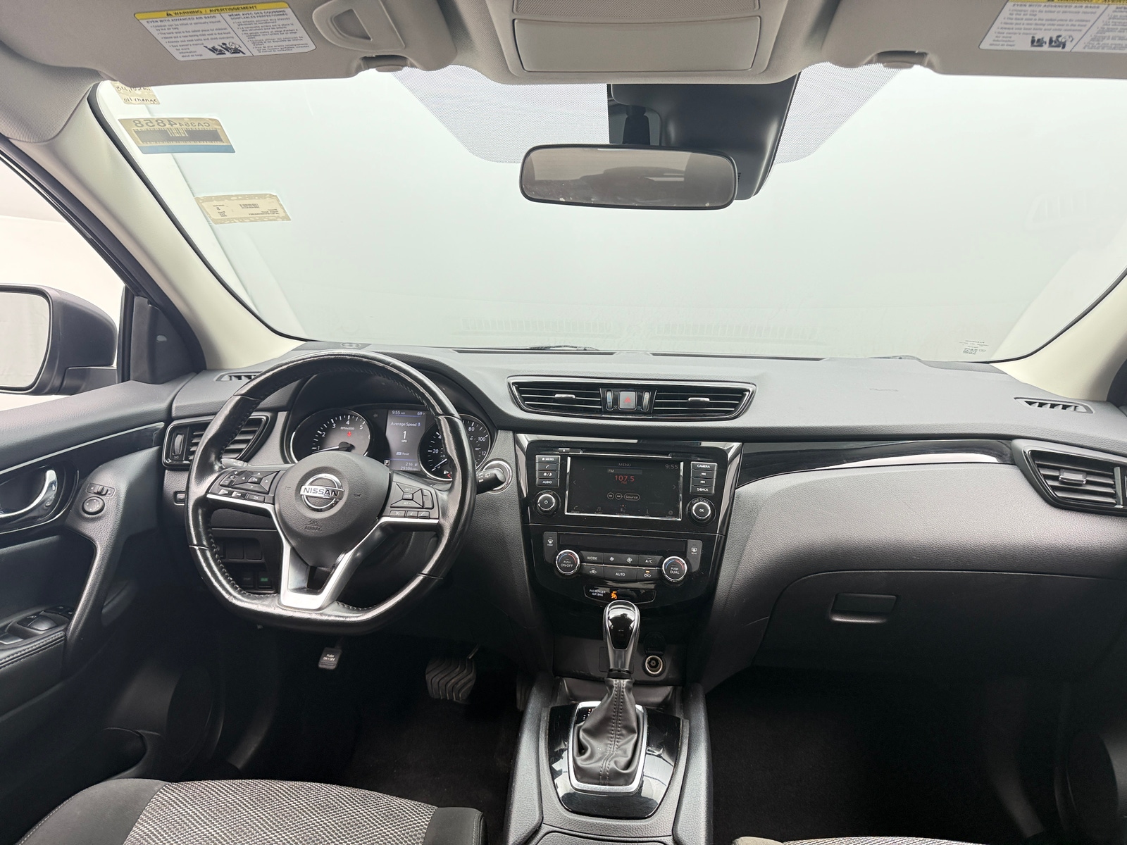 Thumbnail: 2022 Nissan Rogue Sport - 3