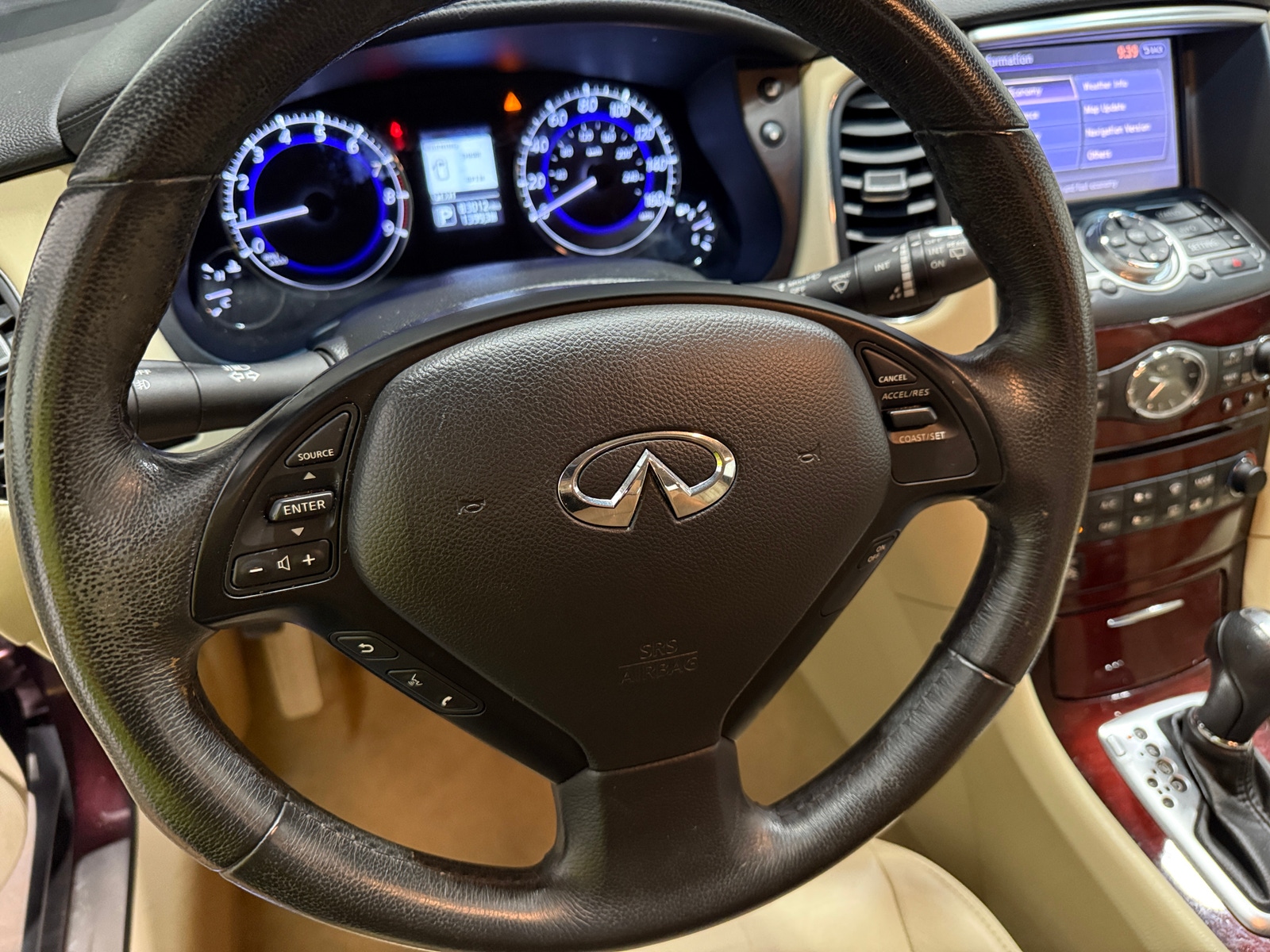 Thumbnail: 2016 INFINITI QX50 - 4