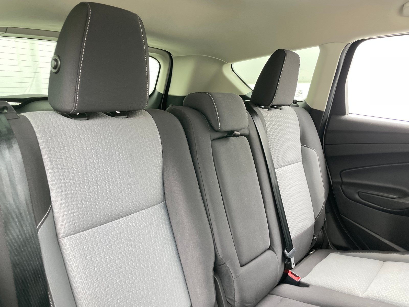 Thumbnail: 2019 Ford Escape - 6