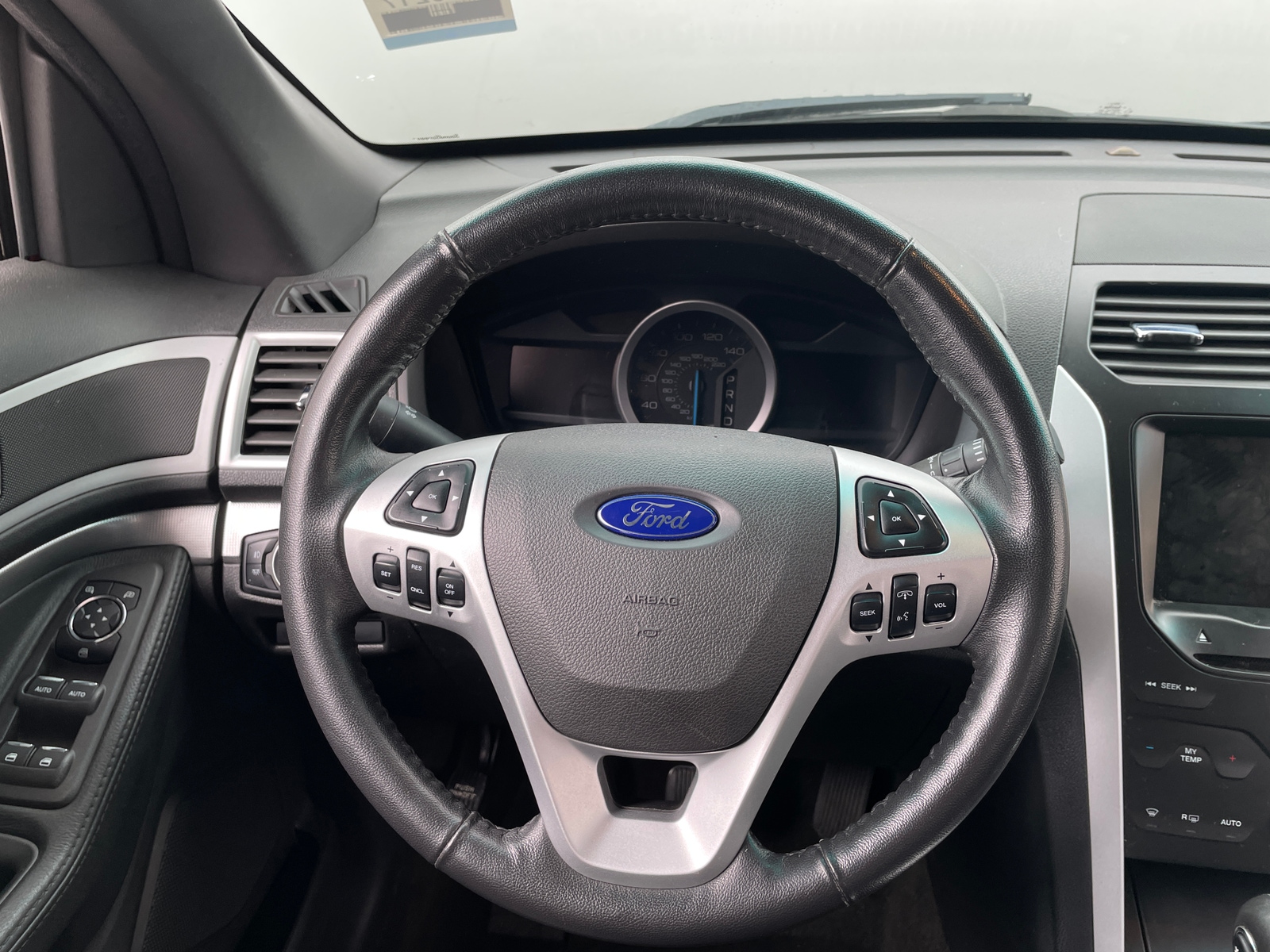 Thumbnail: 2014 Ford Explorer - 4