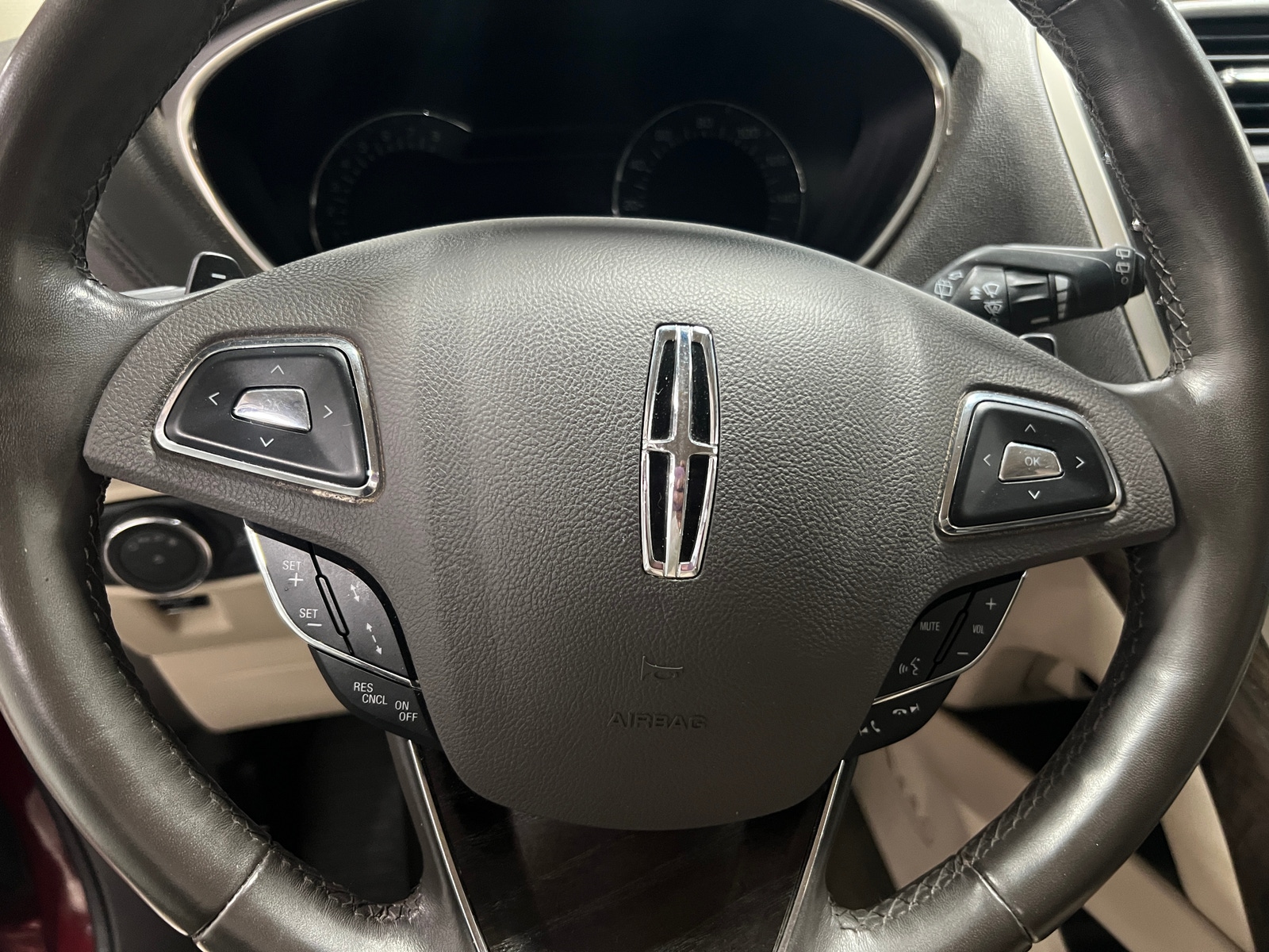 Thumbnail: 2018 Lincoln MKX - 4
