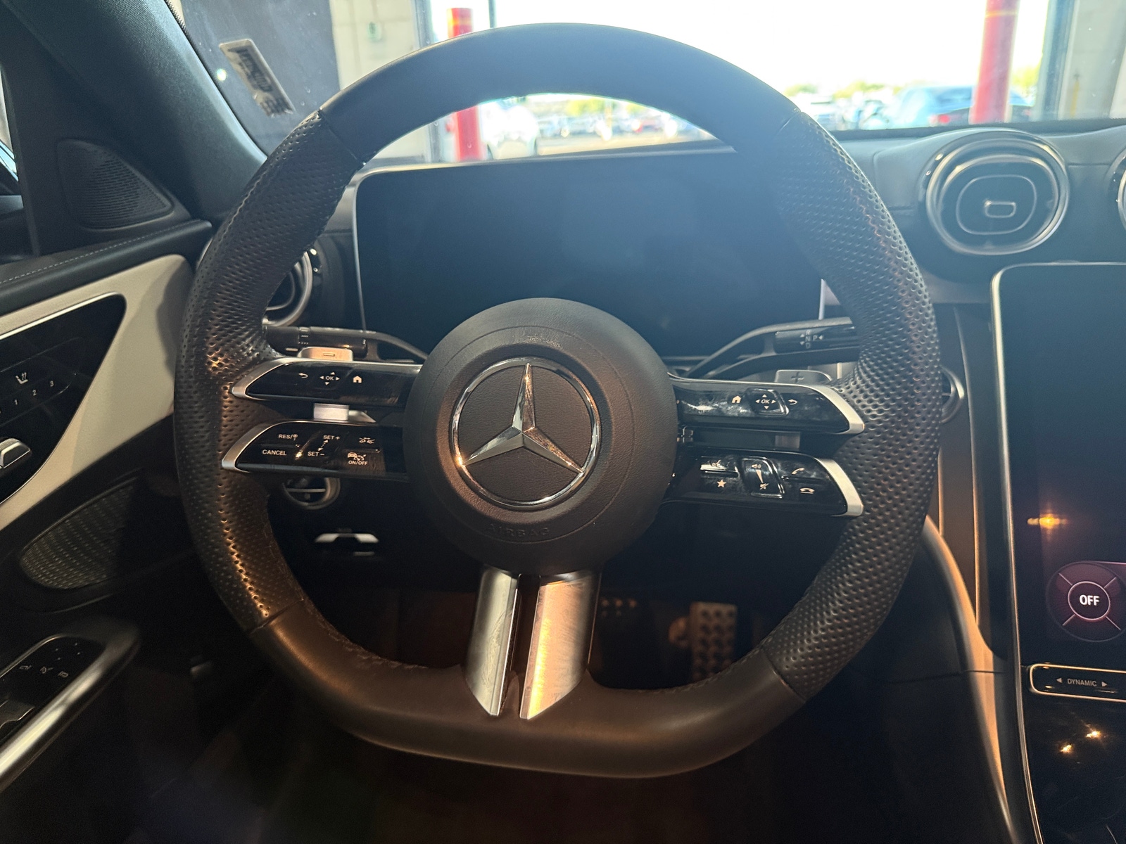 Thumbnail: 2023 Mercedes-Benz C-Class - 4