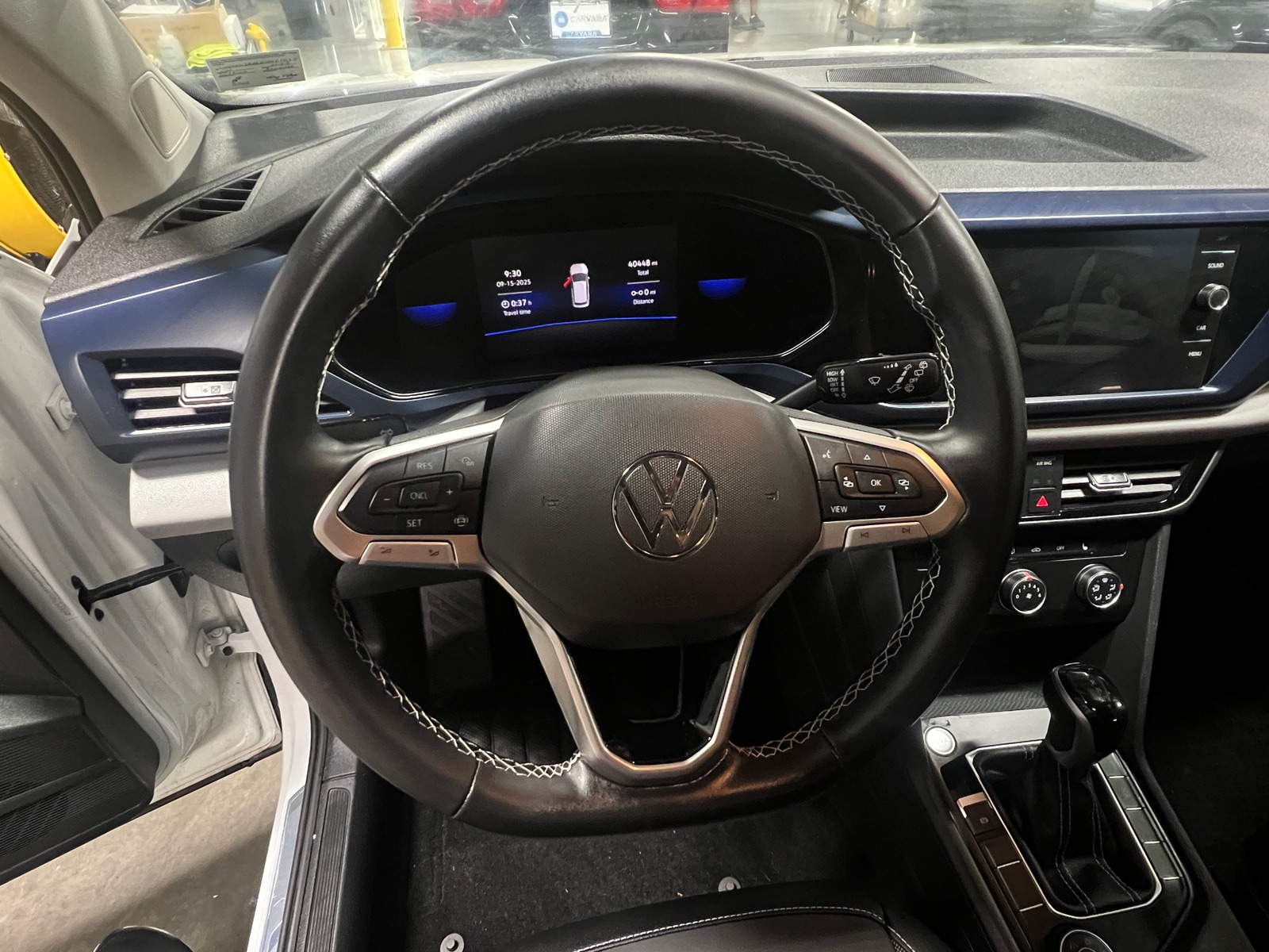 Thumbnail: 2022 Volkswagen Taos - 4