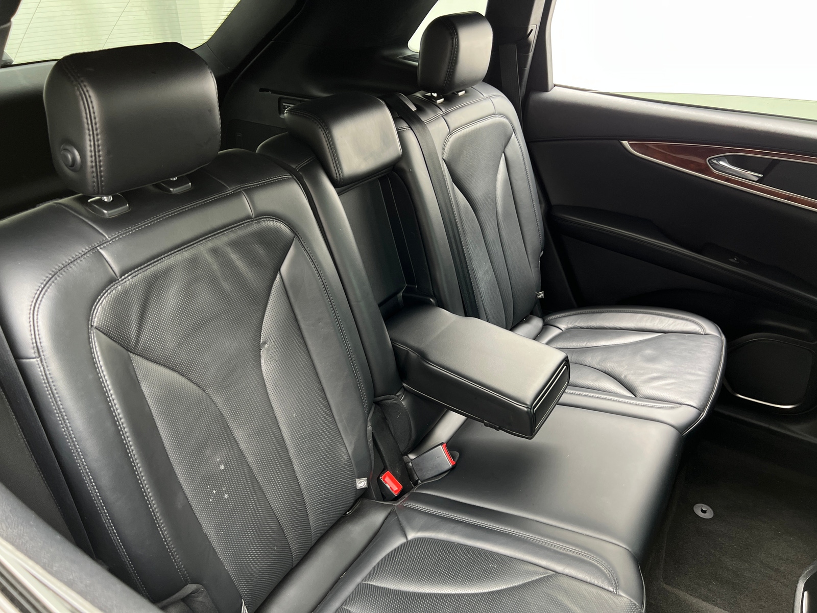 Thumbnail: 2019 Lincoln Nautilus - 5