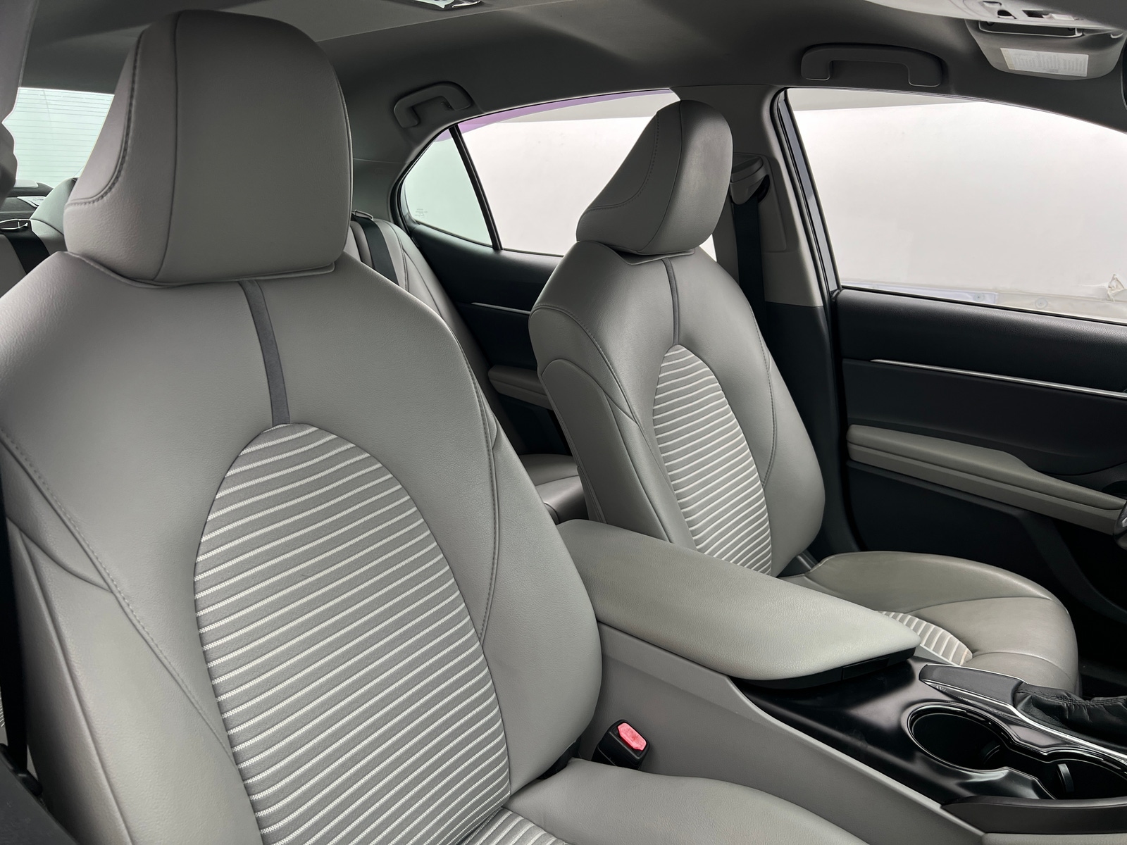 Thumbnail: 2019 Toyota Camry - 2
