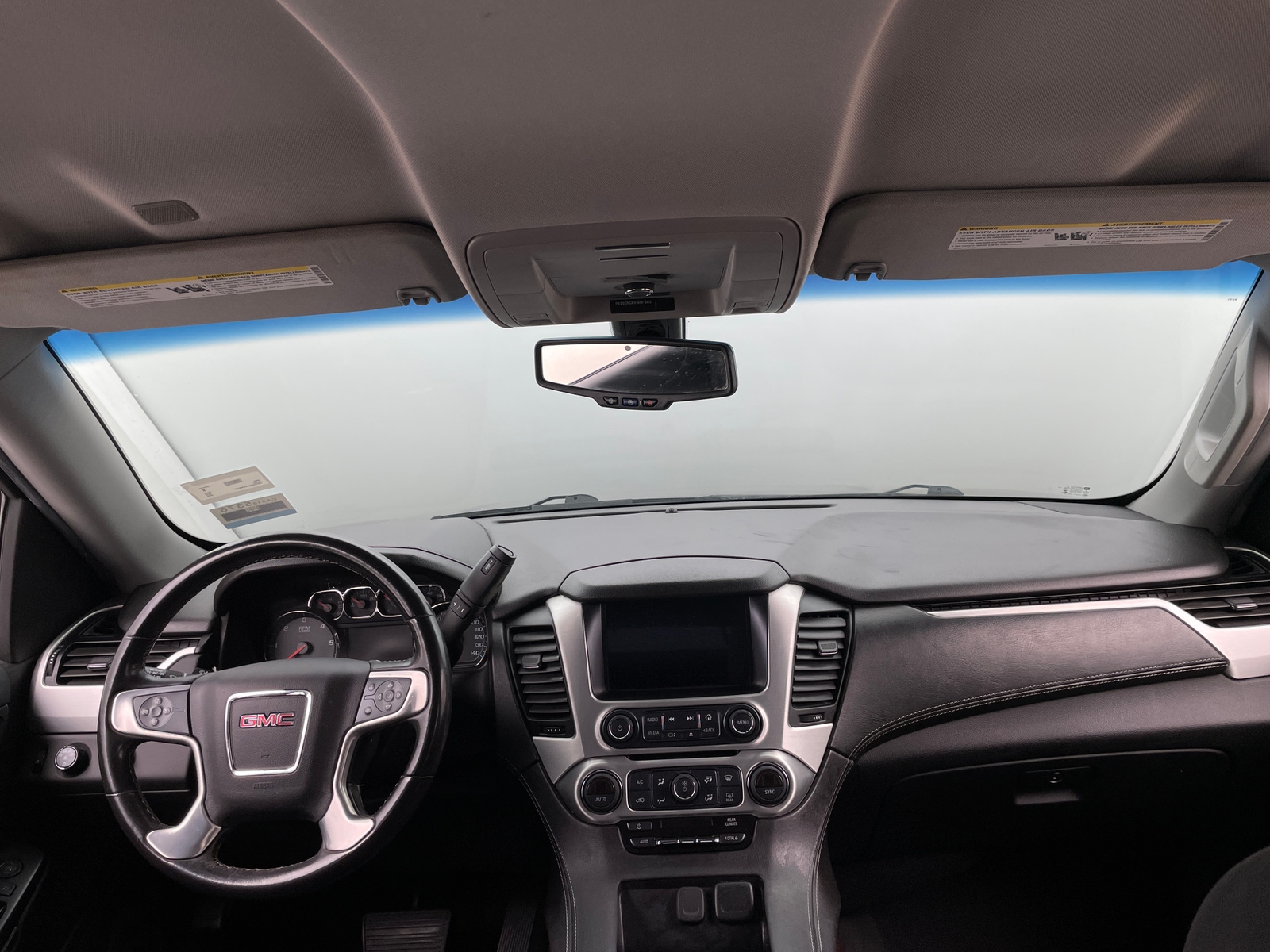 Thumbnail: 2019 GMC Yukon - 3