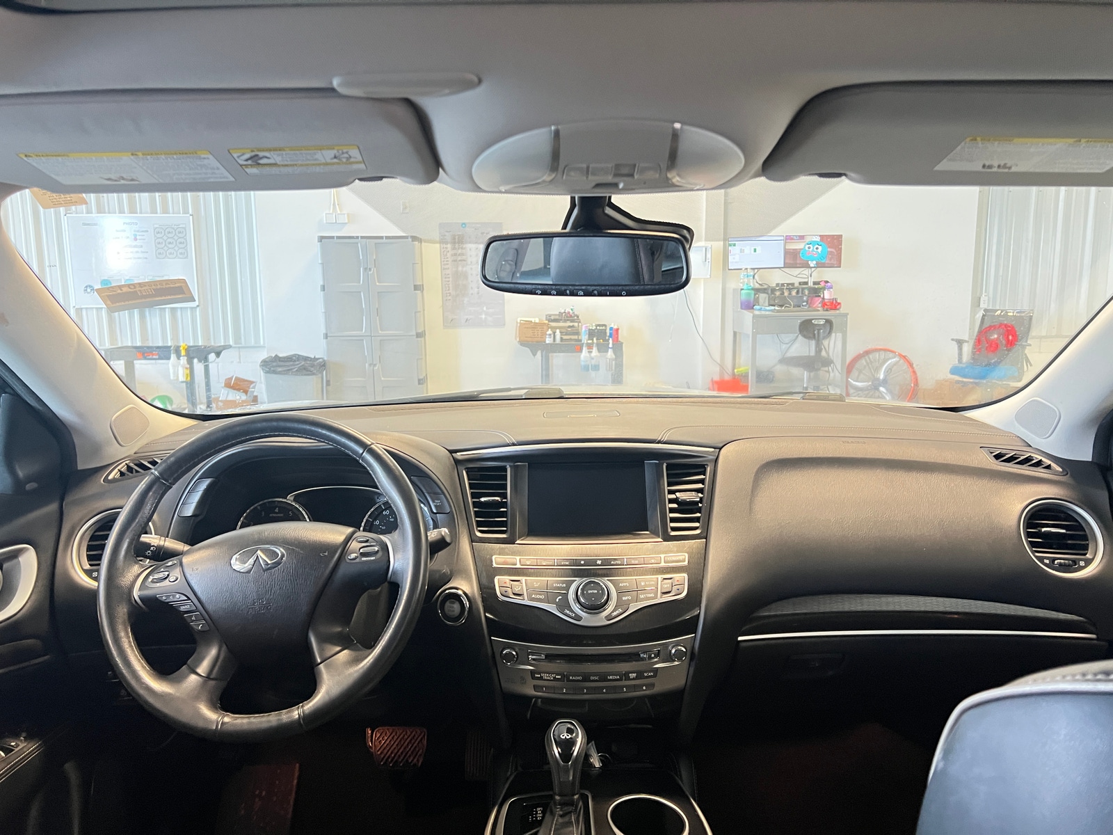 Thumbnail: 2019 INFINITI QX60 - 2