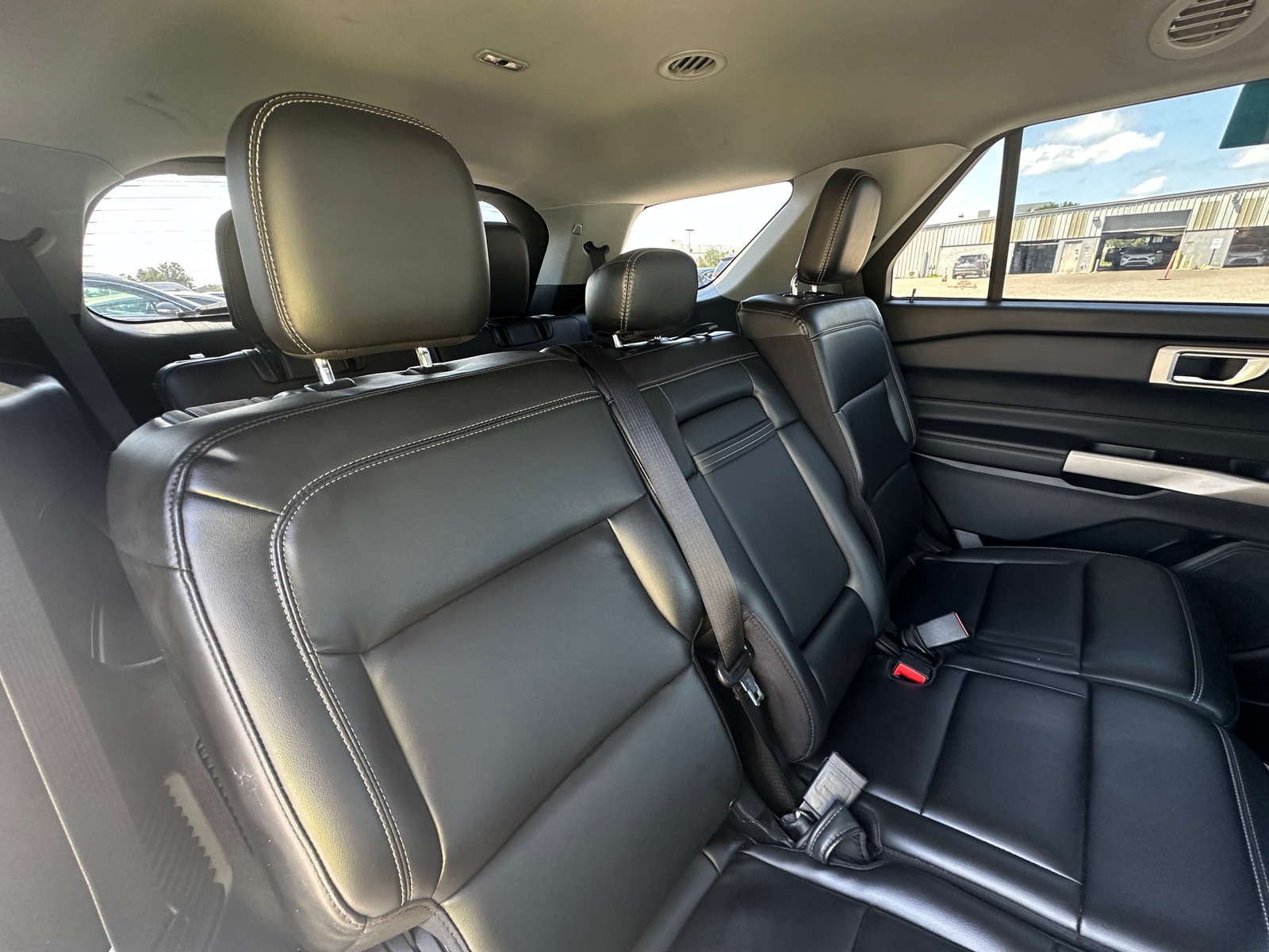 Thumbnail: 2023 Ford Explorer - 6