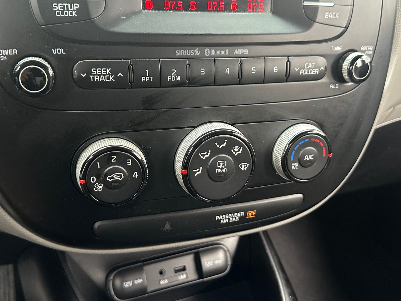 Thumbnail: 2015 Kia Soul - 4
