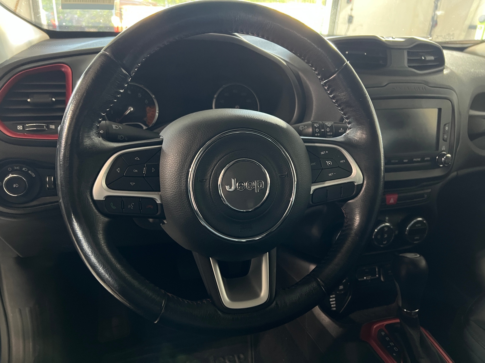 Thumbnail: 2017 Jeep Renegade - 4