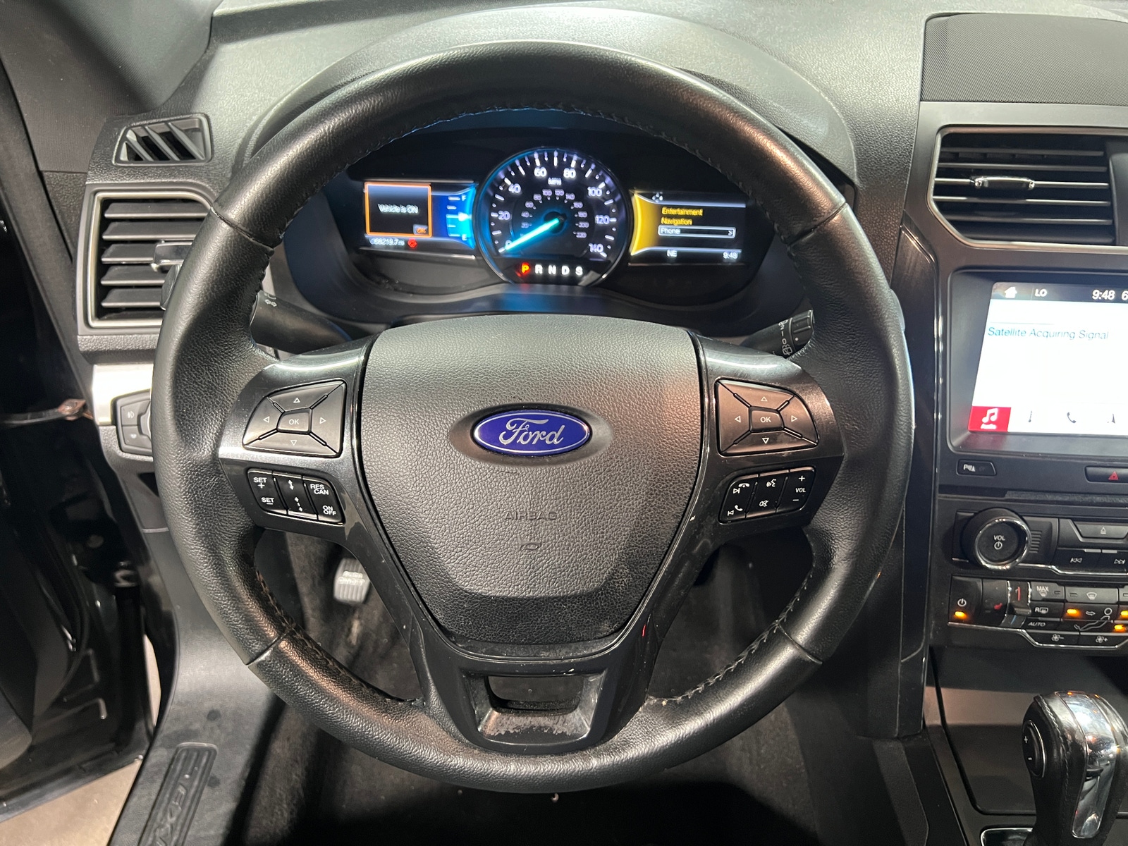 Thumbnail: 2018 Ford Explorer - 4