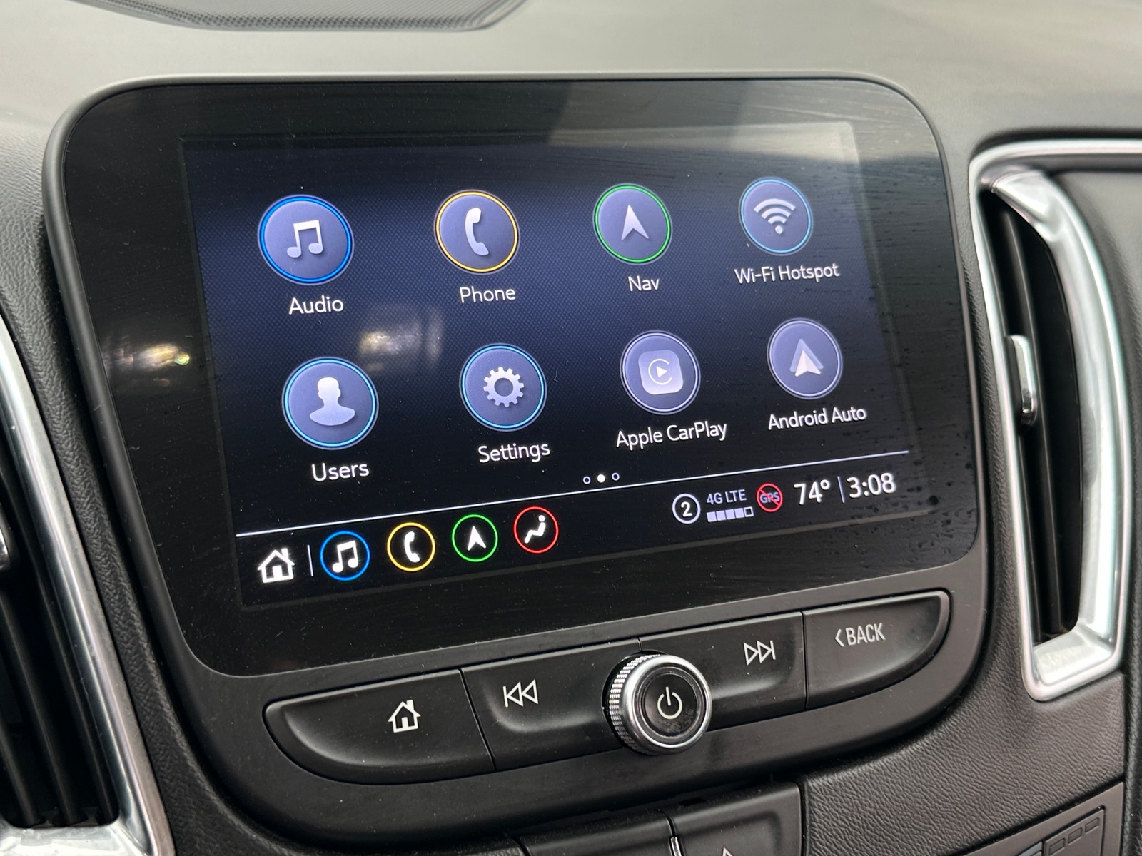 Thumbnail: 2023 Chevrolet Malibu - 3