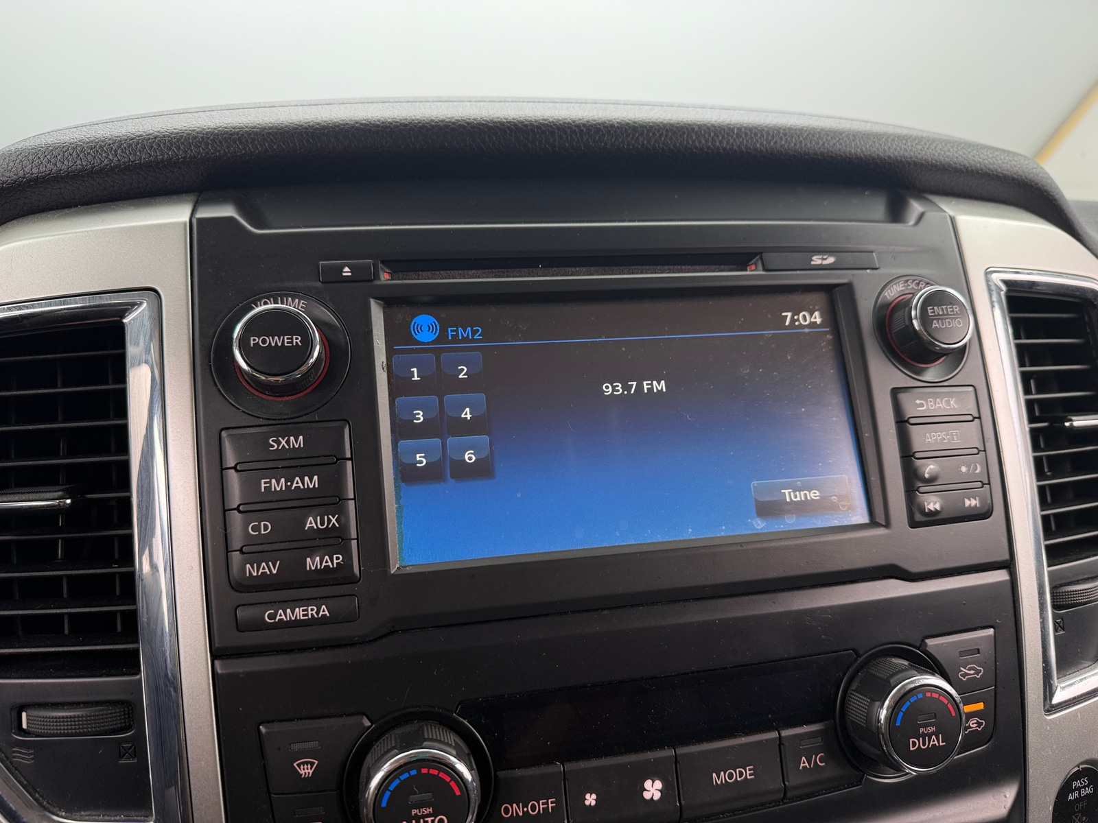 Thumbnail: 2018 Nissan Titan - 4