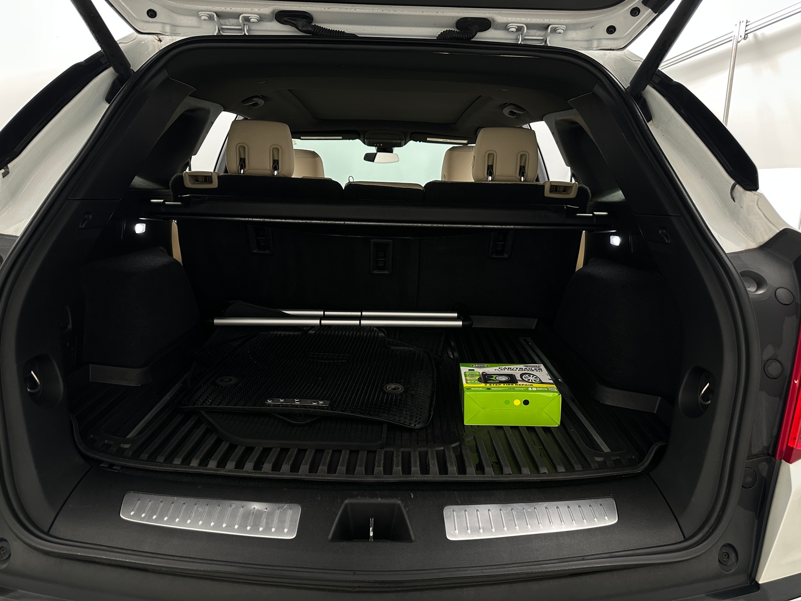 Thumbnail: 2019 Cadillac XT5 - 6