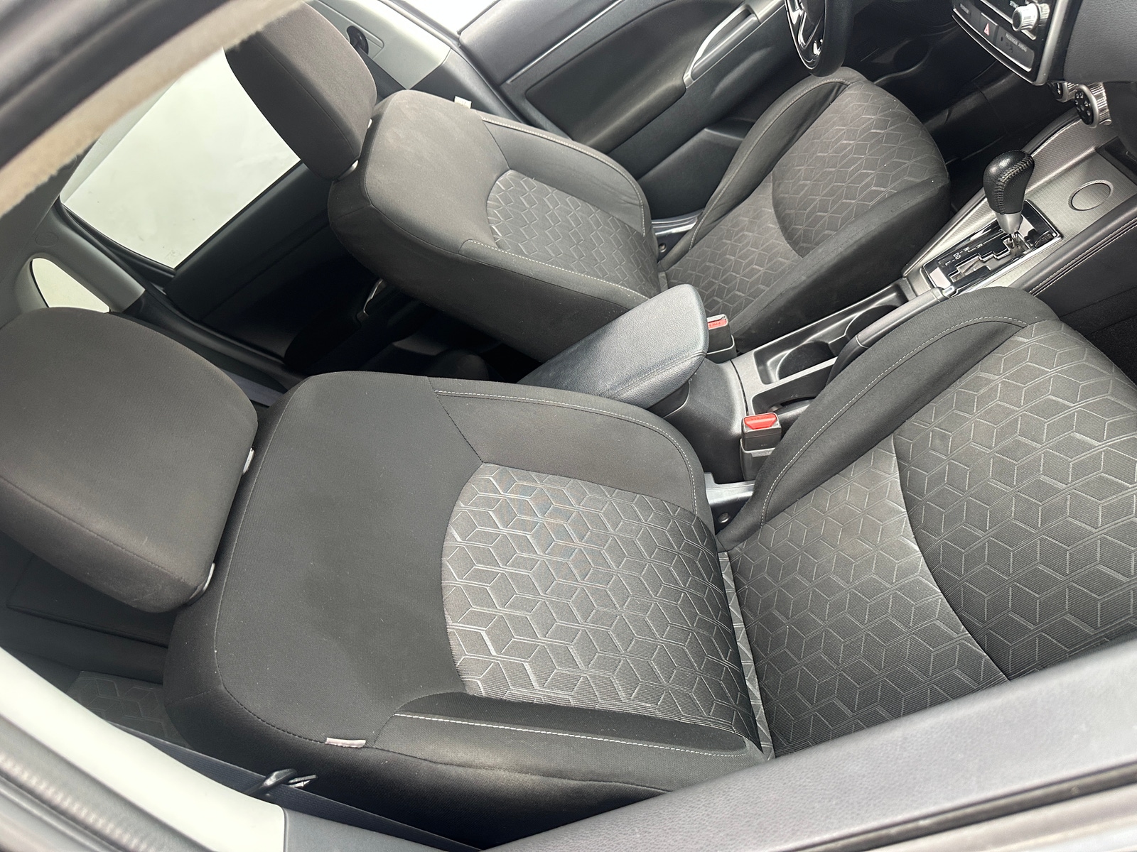 Thumbnail: 2021 Mitsubishi Outlander Sport - 2