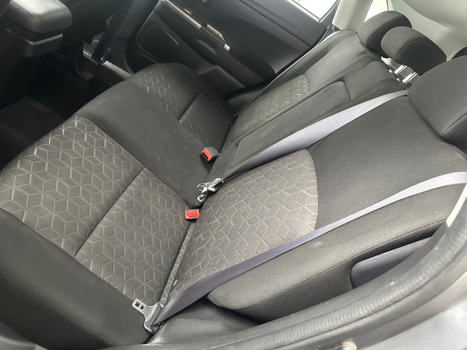 Thumbnail: 2021 Mitsubishi Outlander Sport - 6