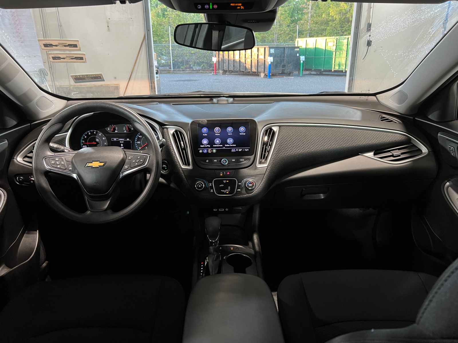 Thumbnail: 2024 Chevrolet Malibu - 3