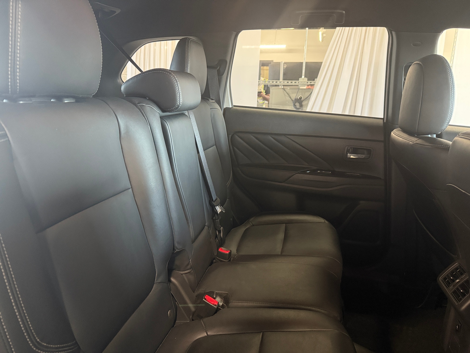 Thumbnail: 2019 Mitsubishi Outlander - 5