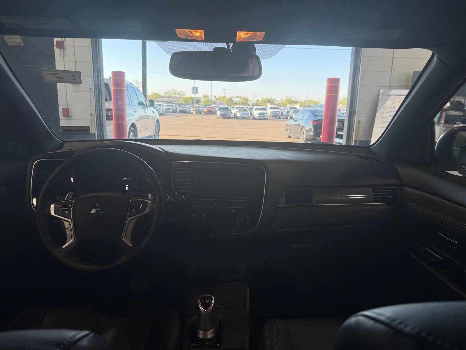 Thumbnail: 2019 Mitsubishi Outlander - 2