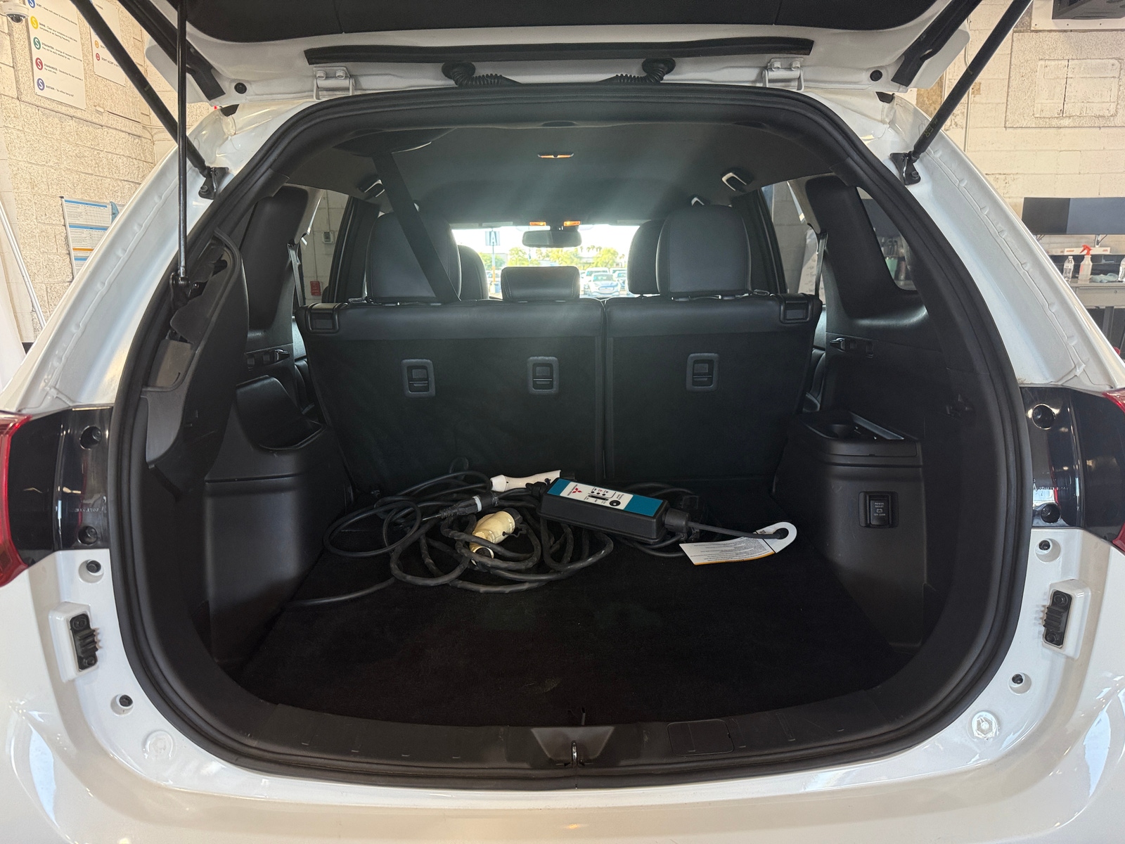 Thumbnail: 2019 Mitsubishi Outlander - 6