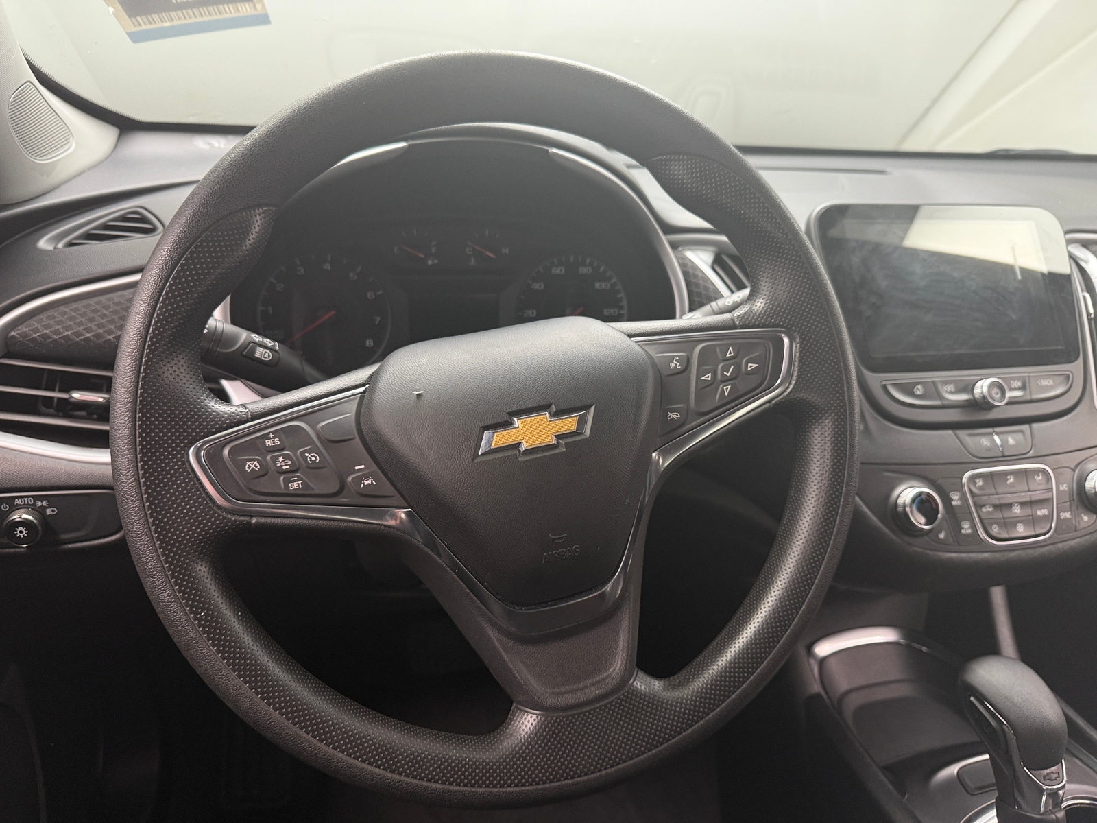 Thumbnail: 2023 Chevrolet Malibu - 5