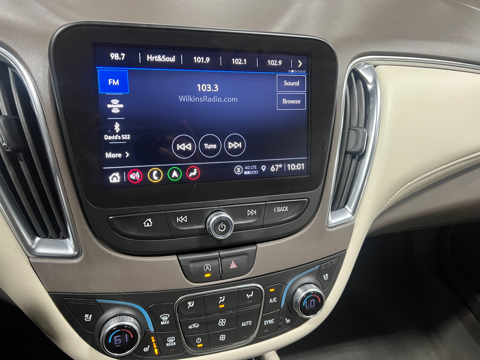 Thumbnail: 2024 Chevrolet Malibu - 3