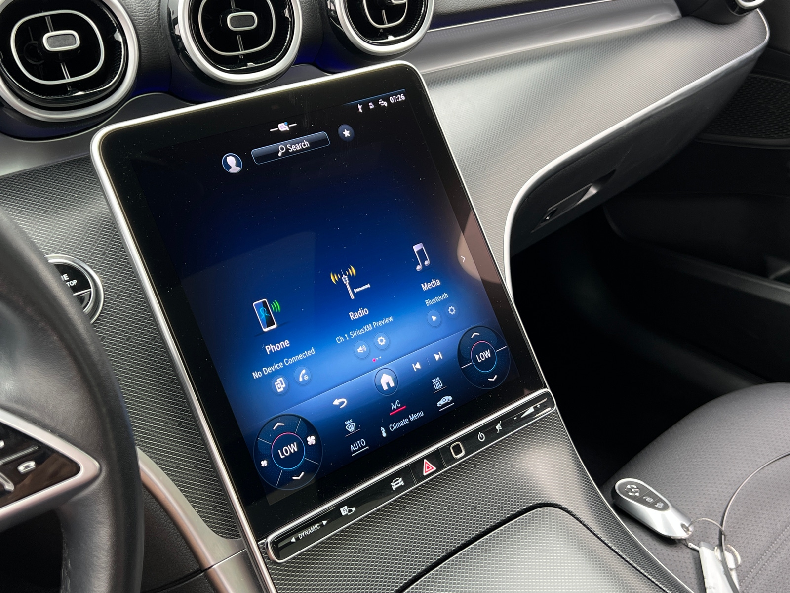 Thumbnail: 2024 Mercedes-Benz C-Class - 3