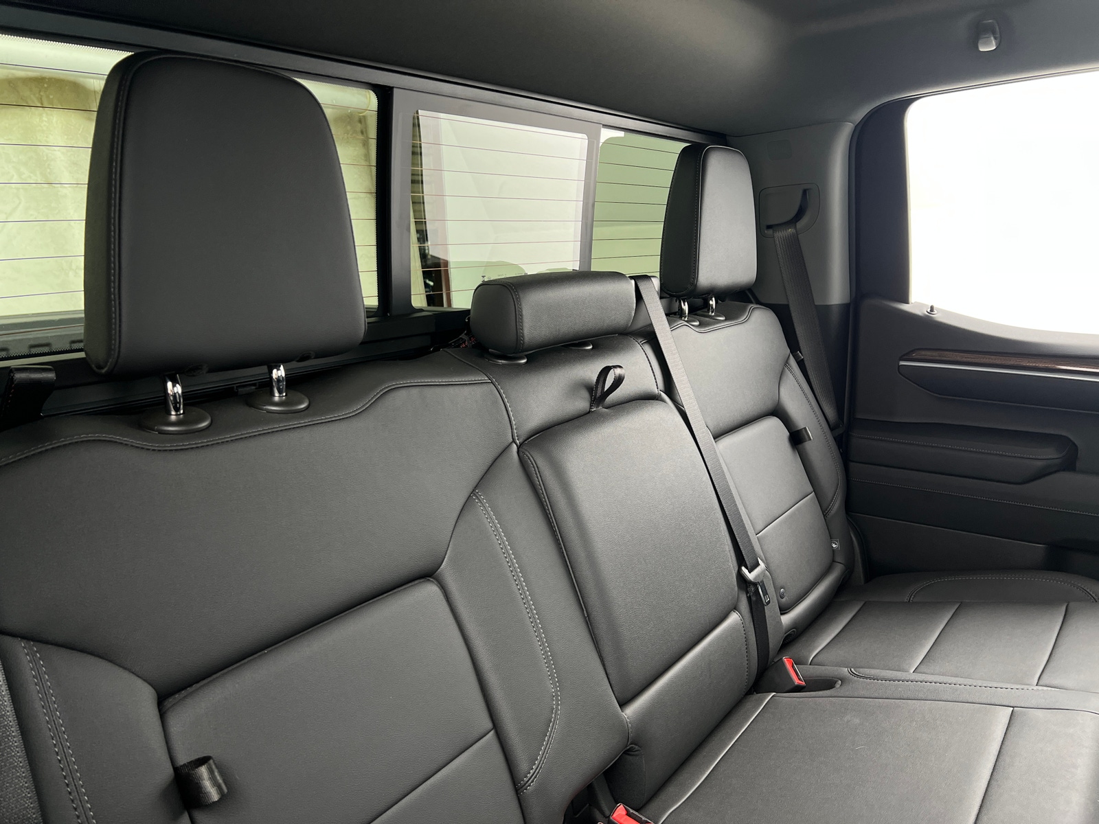 Thumbnail: 2025 Chevrolet Silverado 1500 - 5