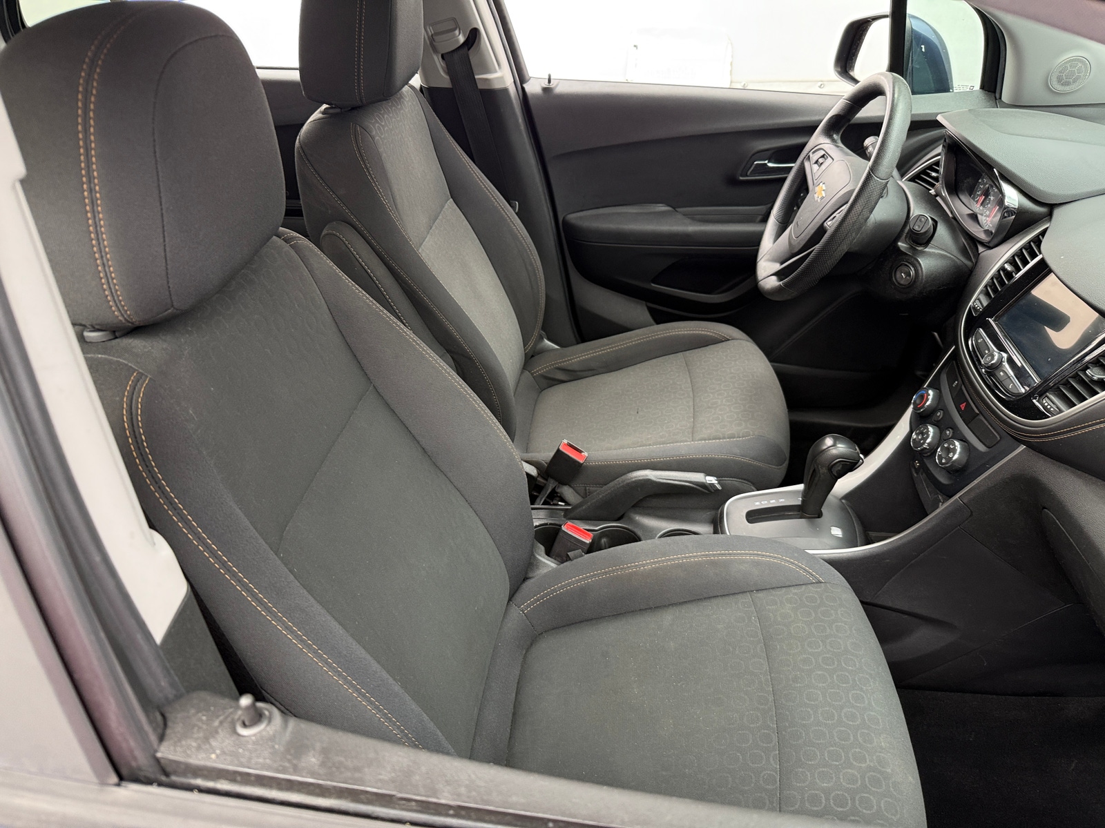 Thumbnail: 2019 Chevrolet Trax - 2