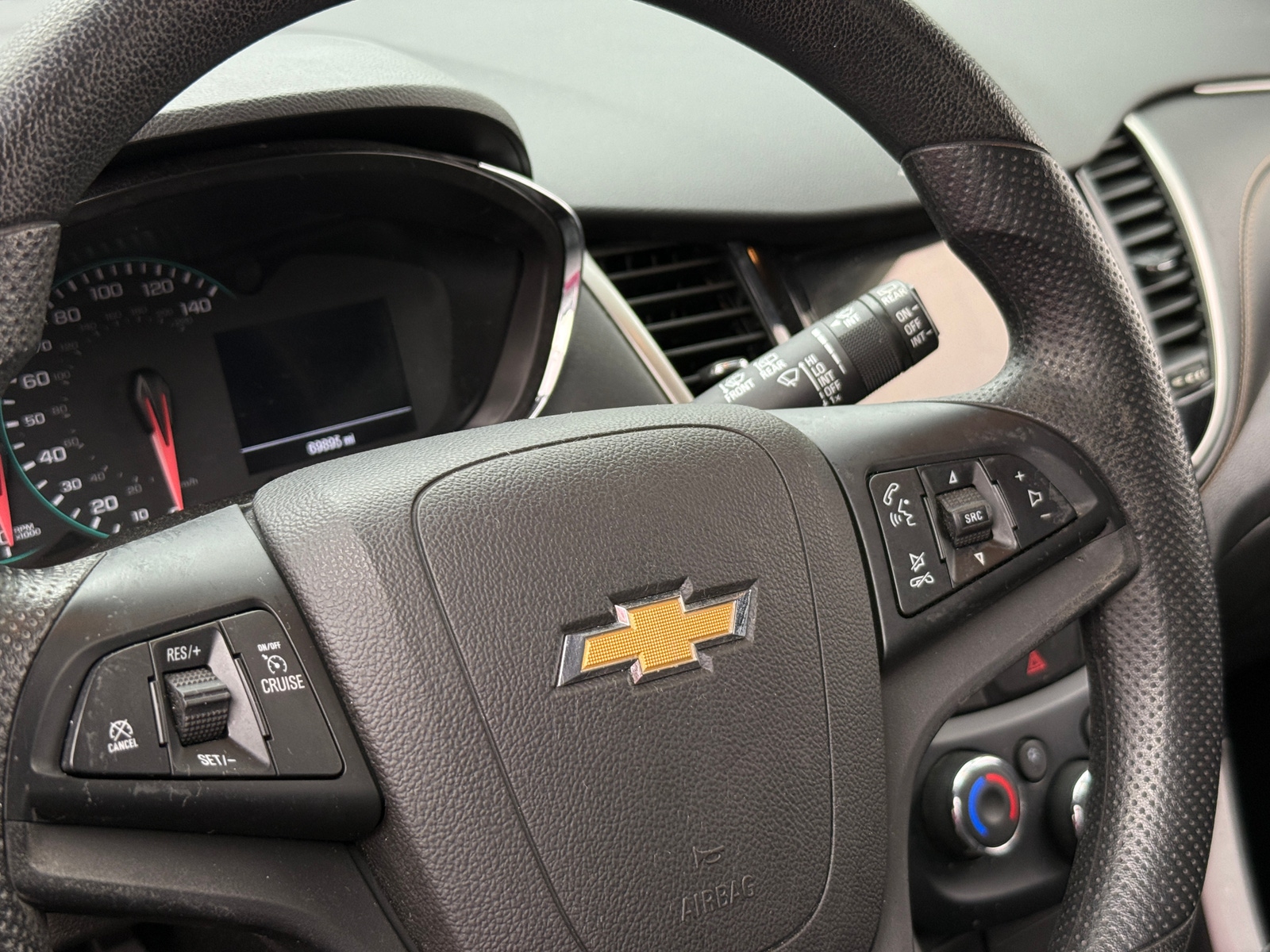 Thumbnail: 2019 Chevrolet Trax - 5