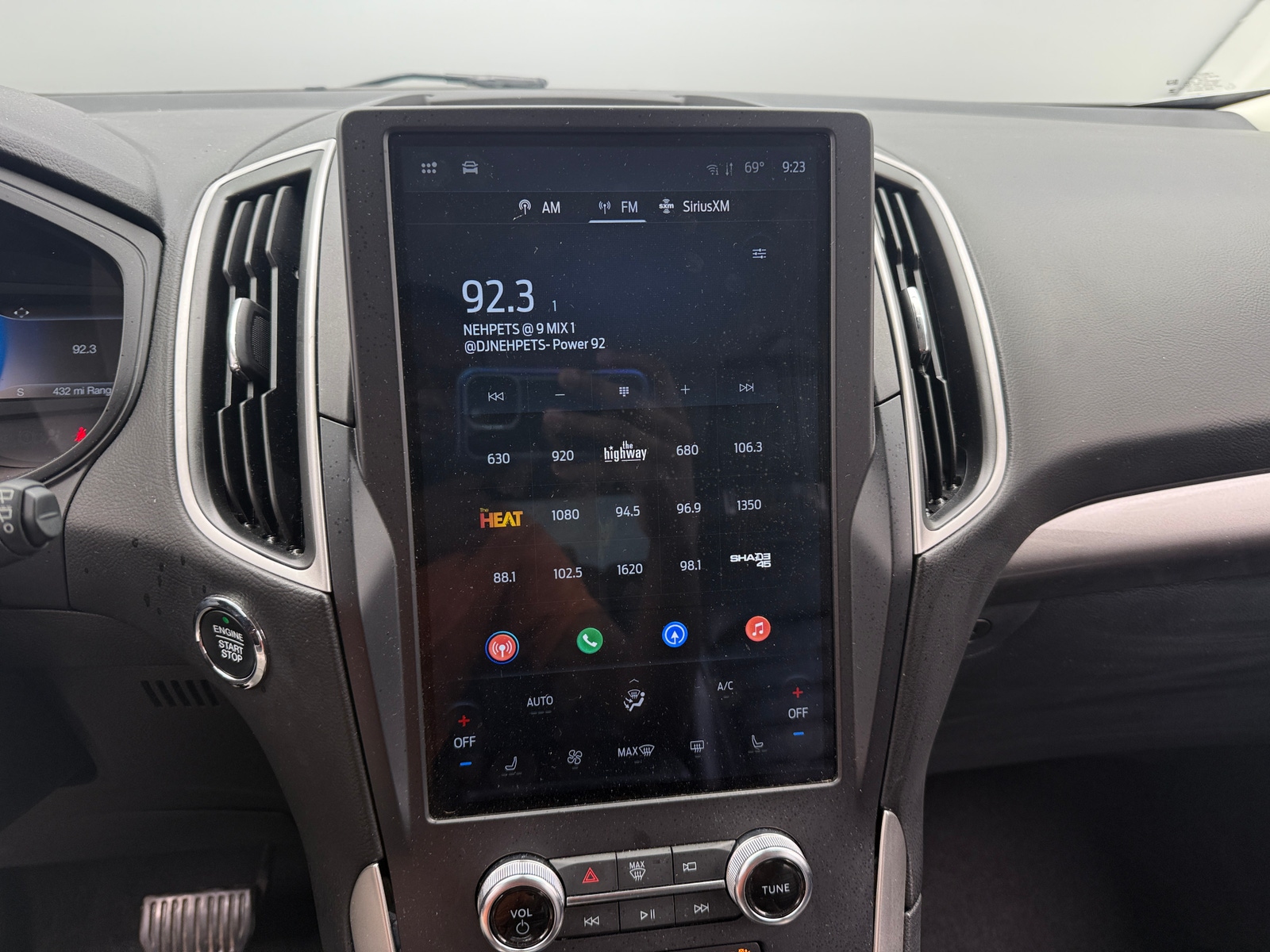 Thumbnail: 2024 Ford Edge - 3