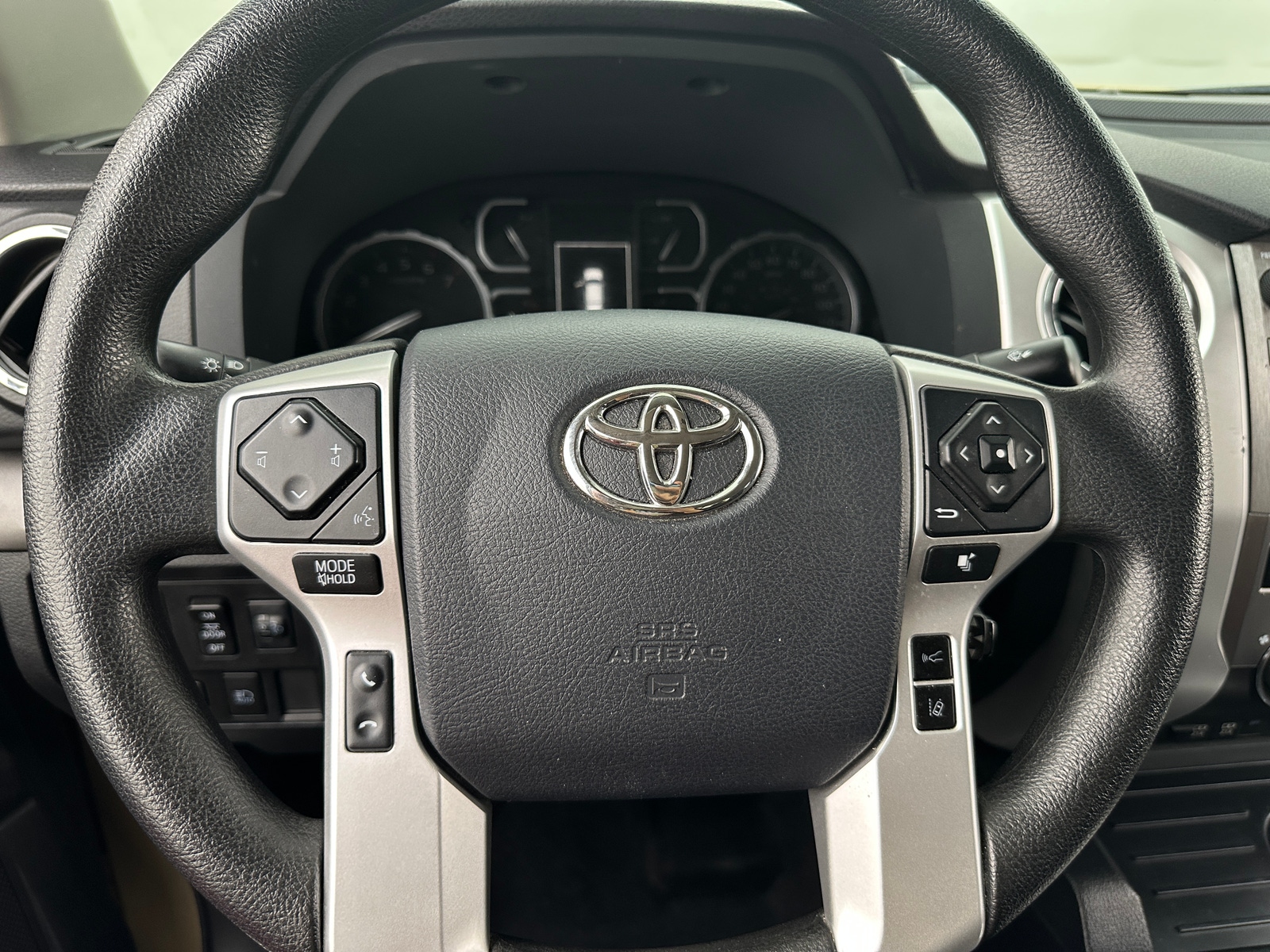 Thumbnail: 2020 Toyota Tundra - 5