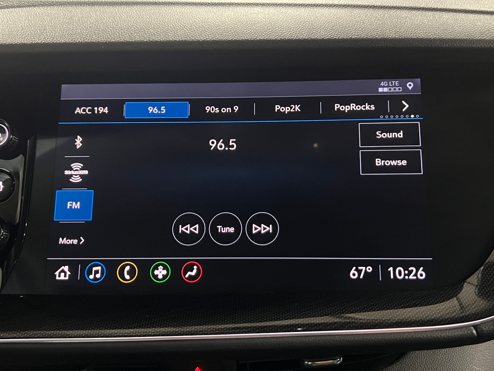 Thumbnail: 2021 Buick Envision - 3