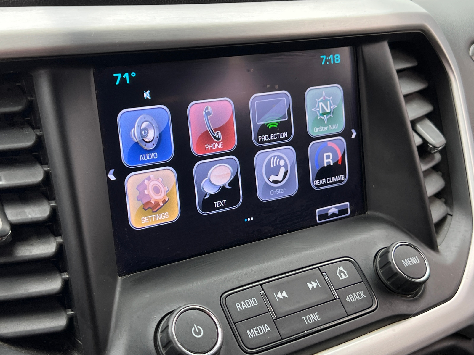Thumbnail: 2018 GMC Acadia - 3