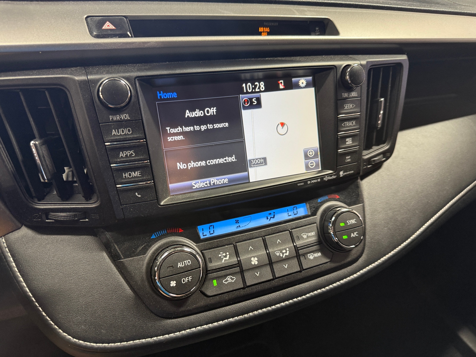 Thumbnail: 2016 Toyota RAV4 - 4
