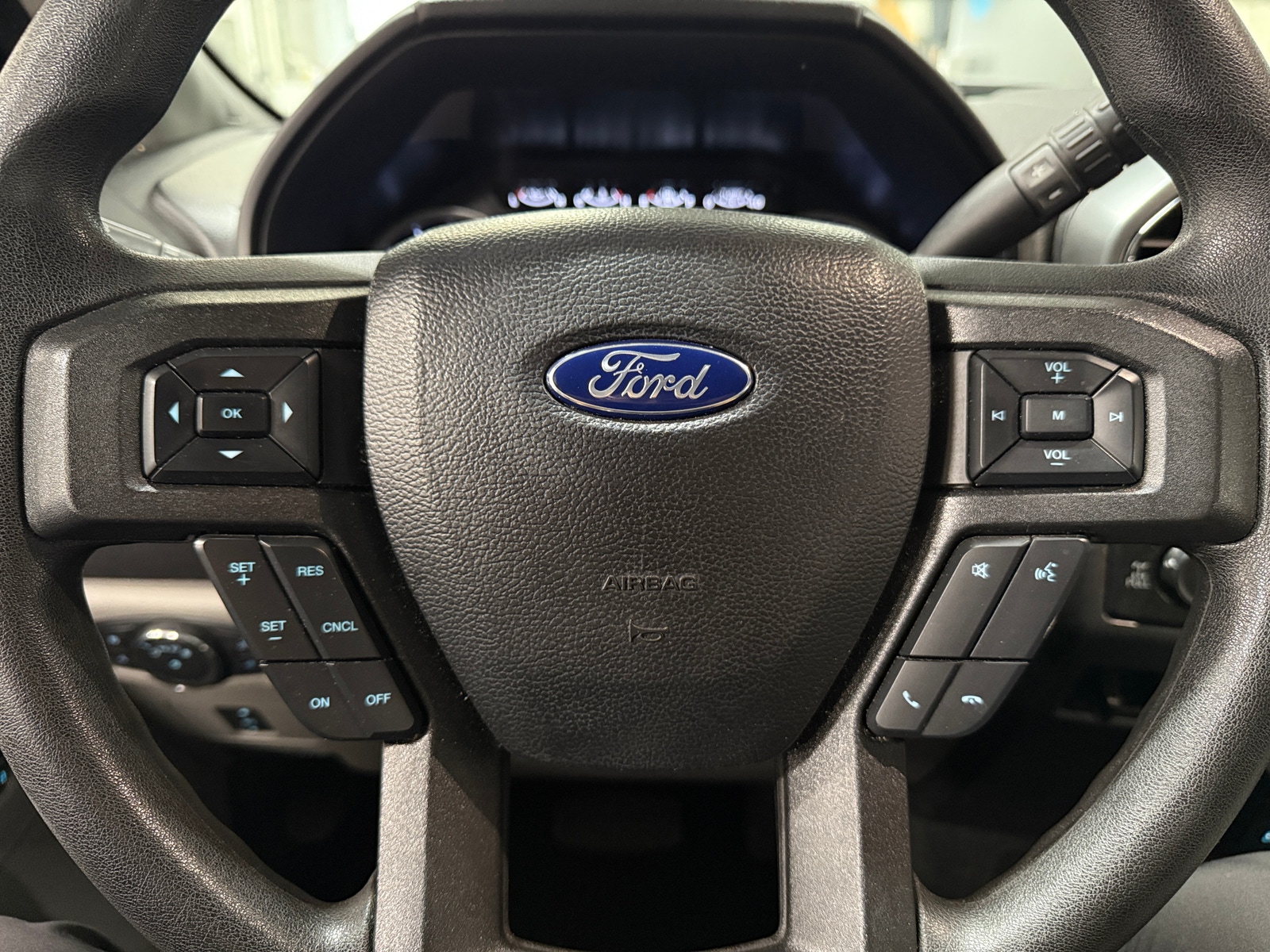 Thumbnail: 2021 Ford Econoline - 5