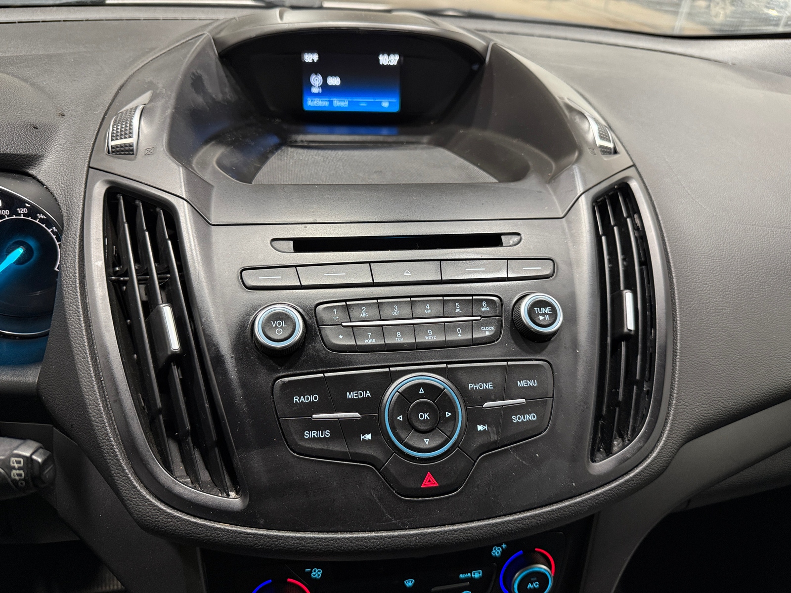 Thumbnail: 2018 Ford Escape - 4