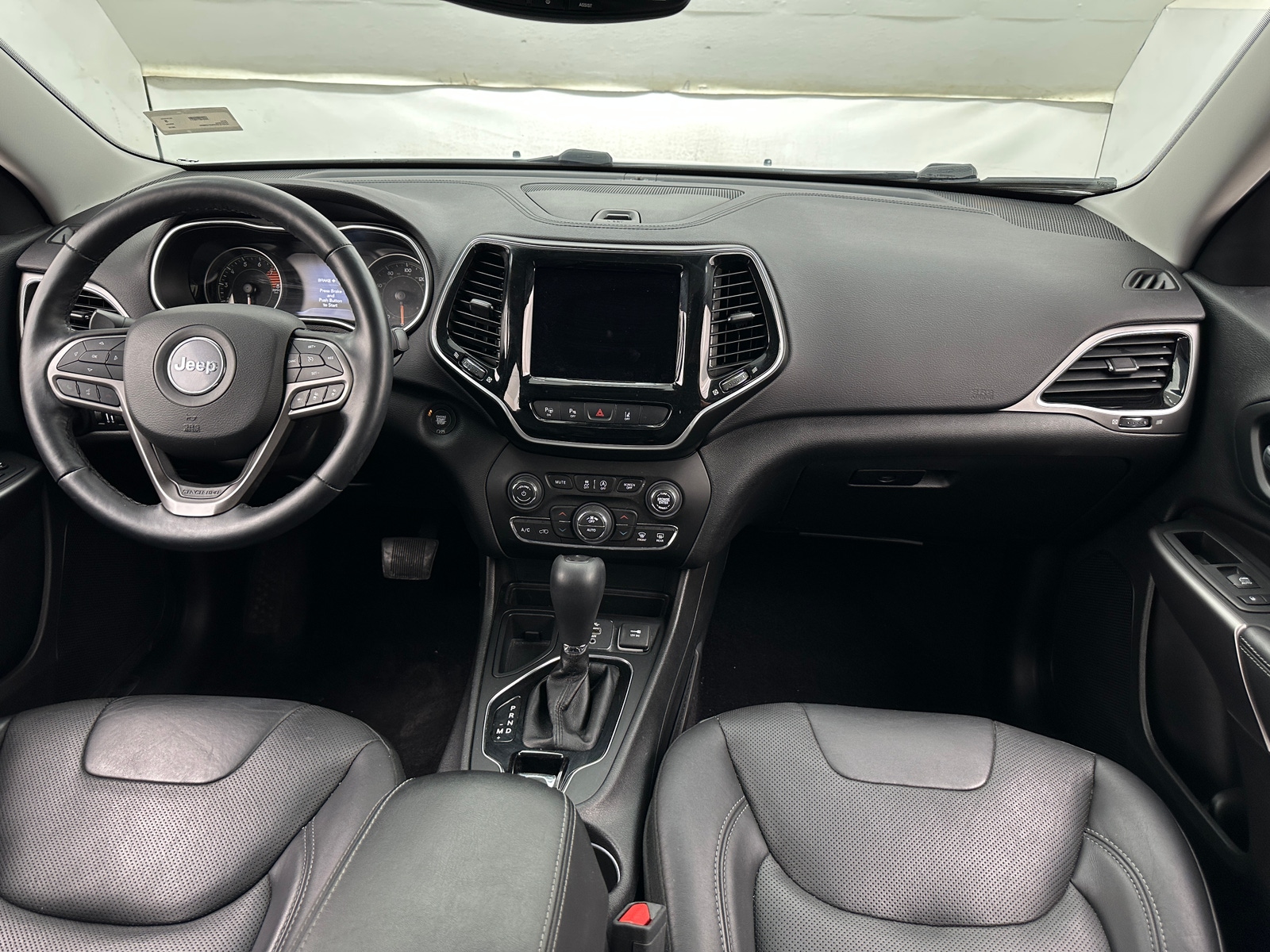 Thumbnail: 2019 Jeep Cherokee - 2