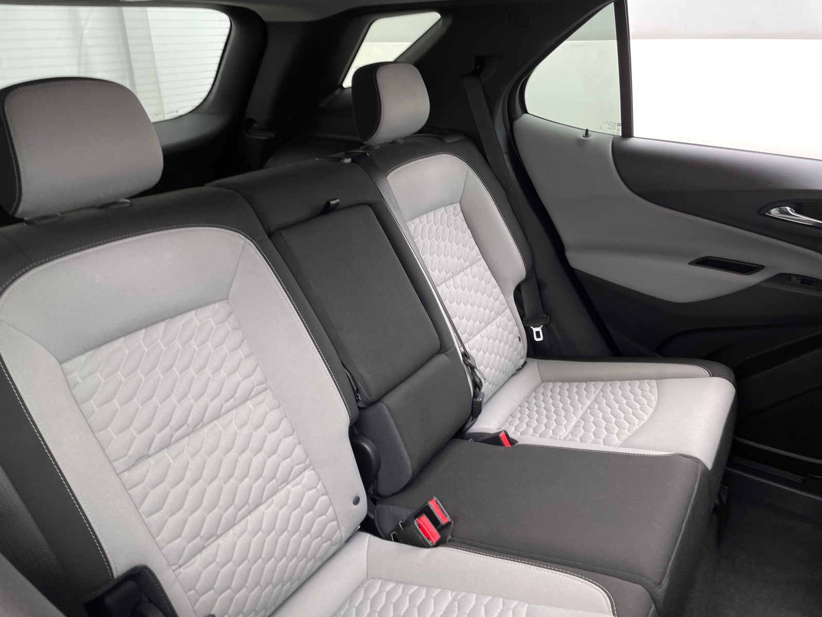 Thumbnail: 2019 Chevrolet Equinox - 6