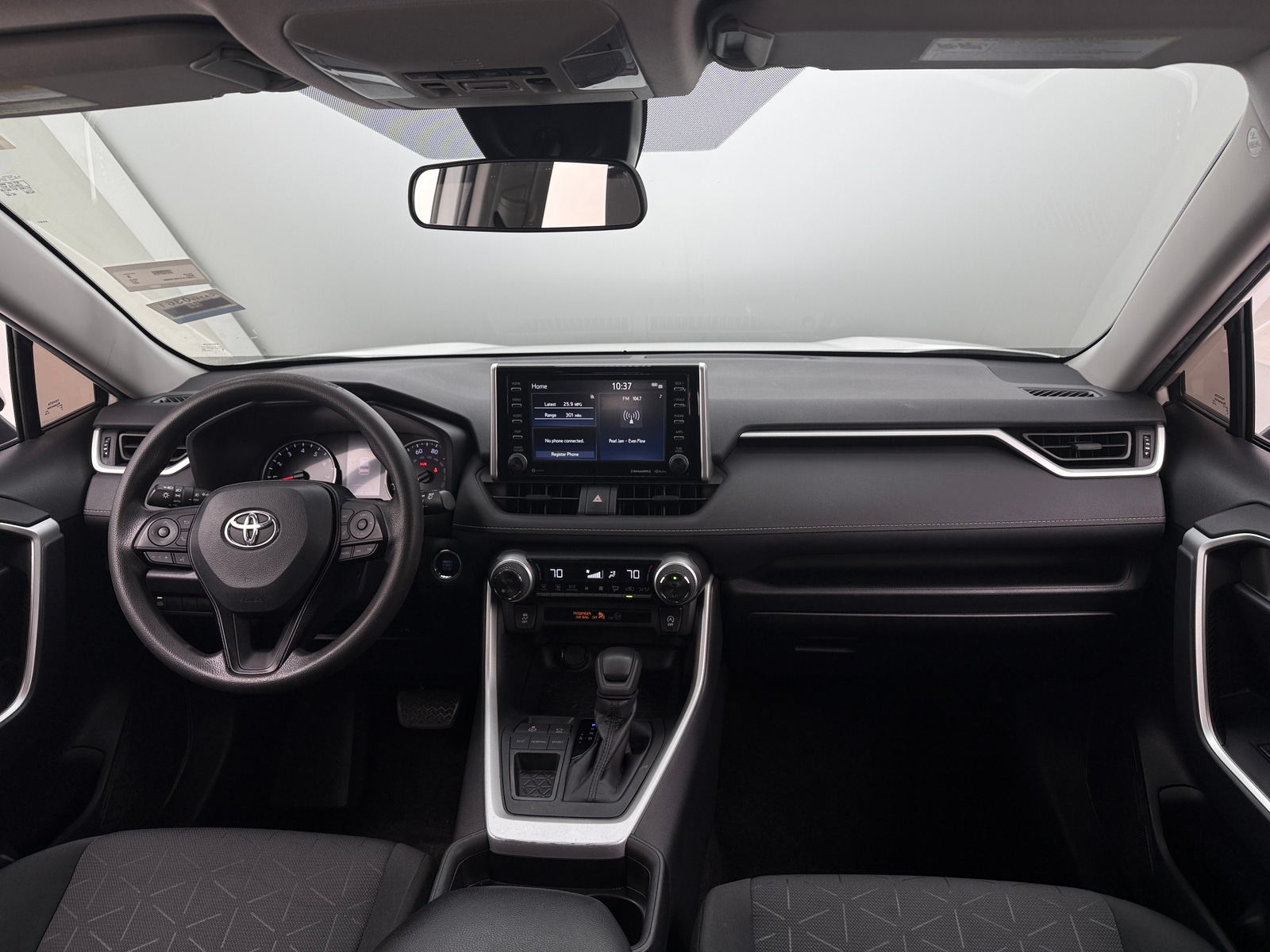 Thumbnail: 2021 Toyota RAV4 - 3
