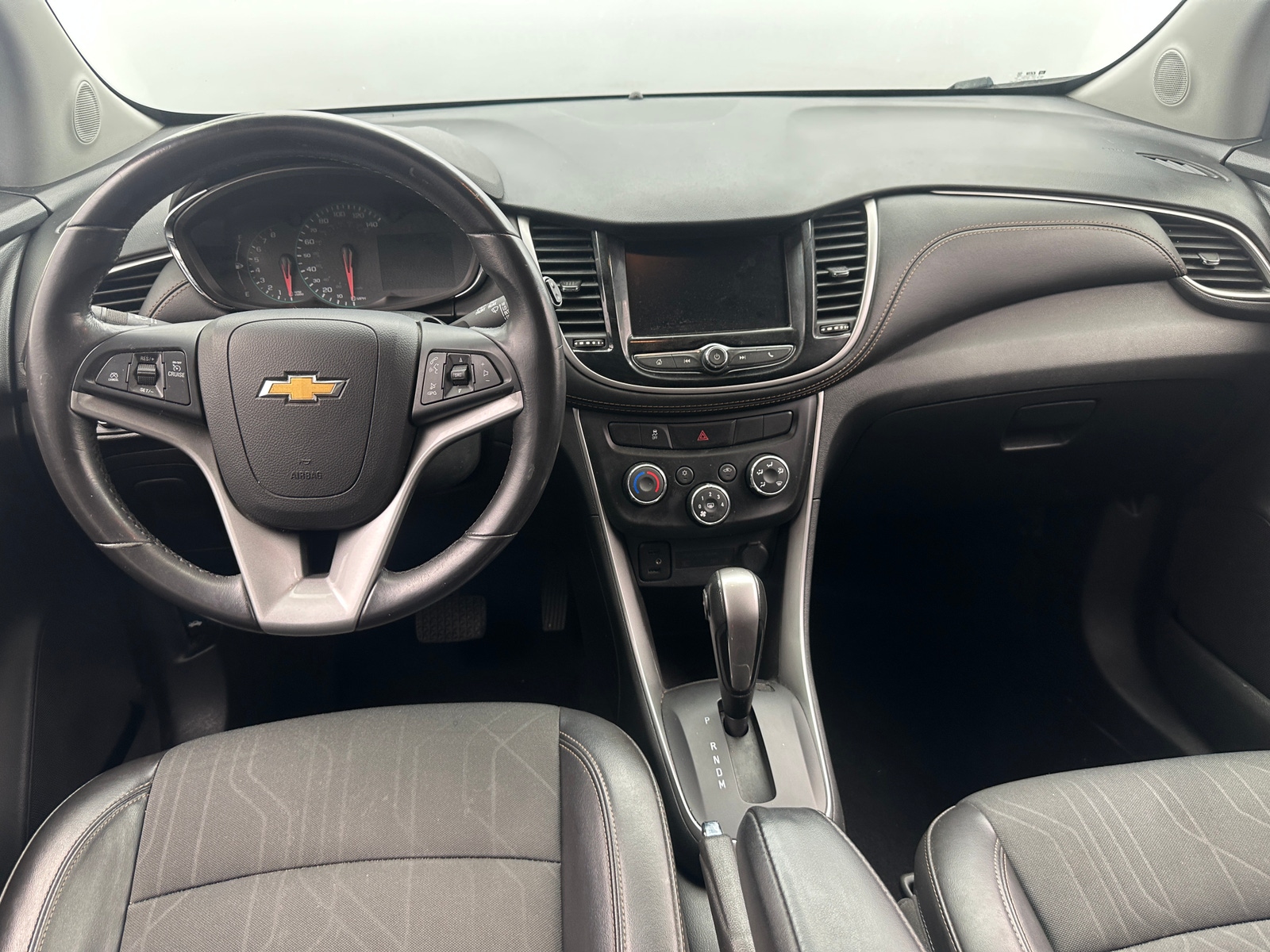 Thumbnail: 2022 Chevrolet Trax - 2