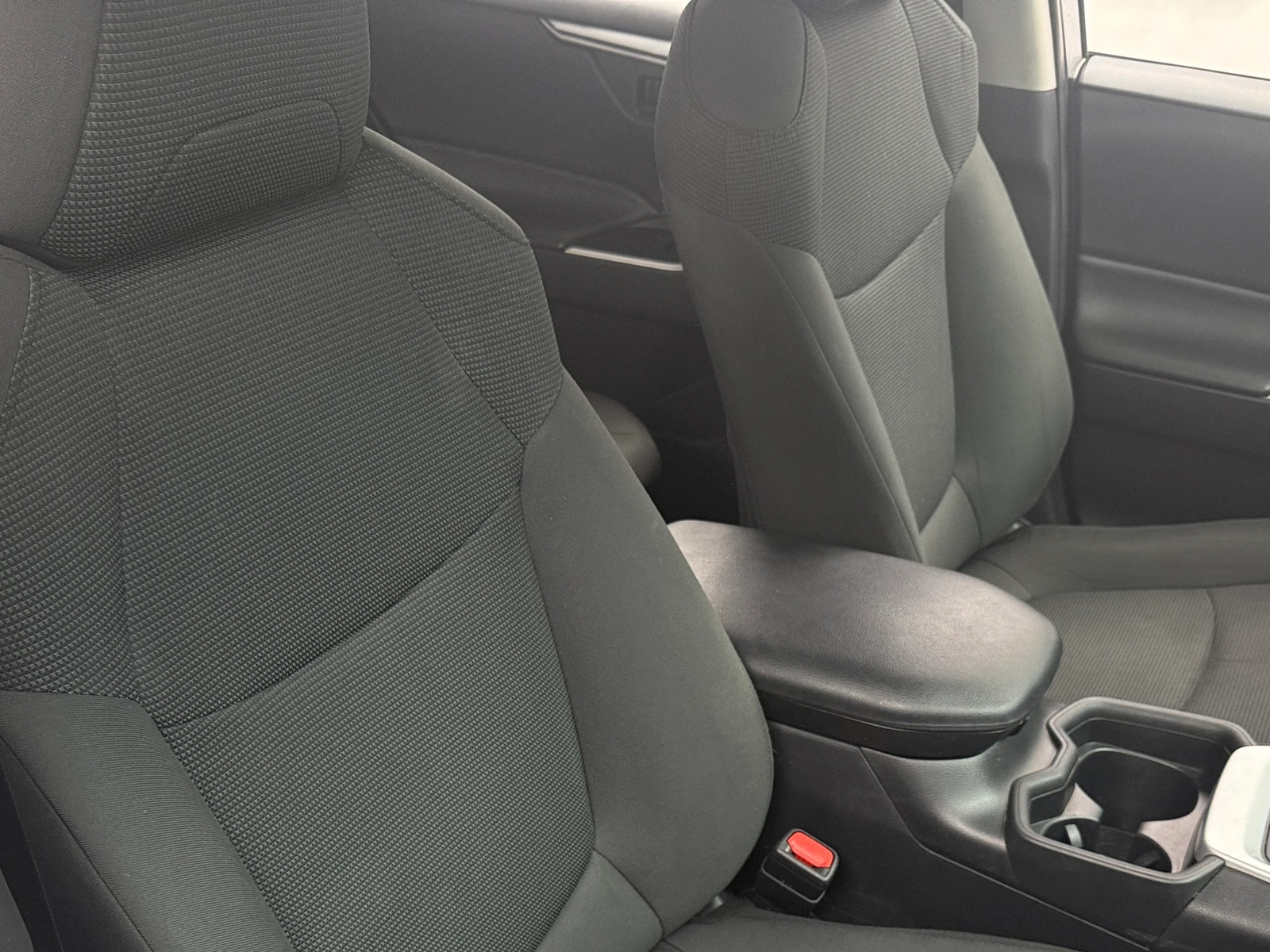 Thumbnail: 2021 Toyota RAV4 - 2