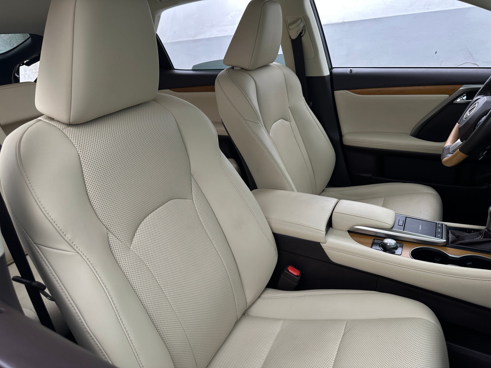 Thumbnail: 2020 Lexus RX - 2