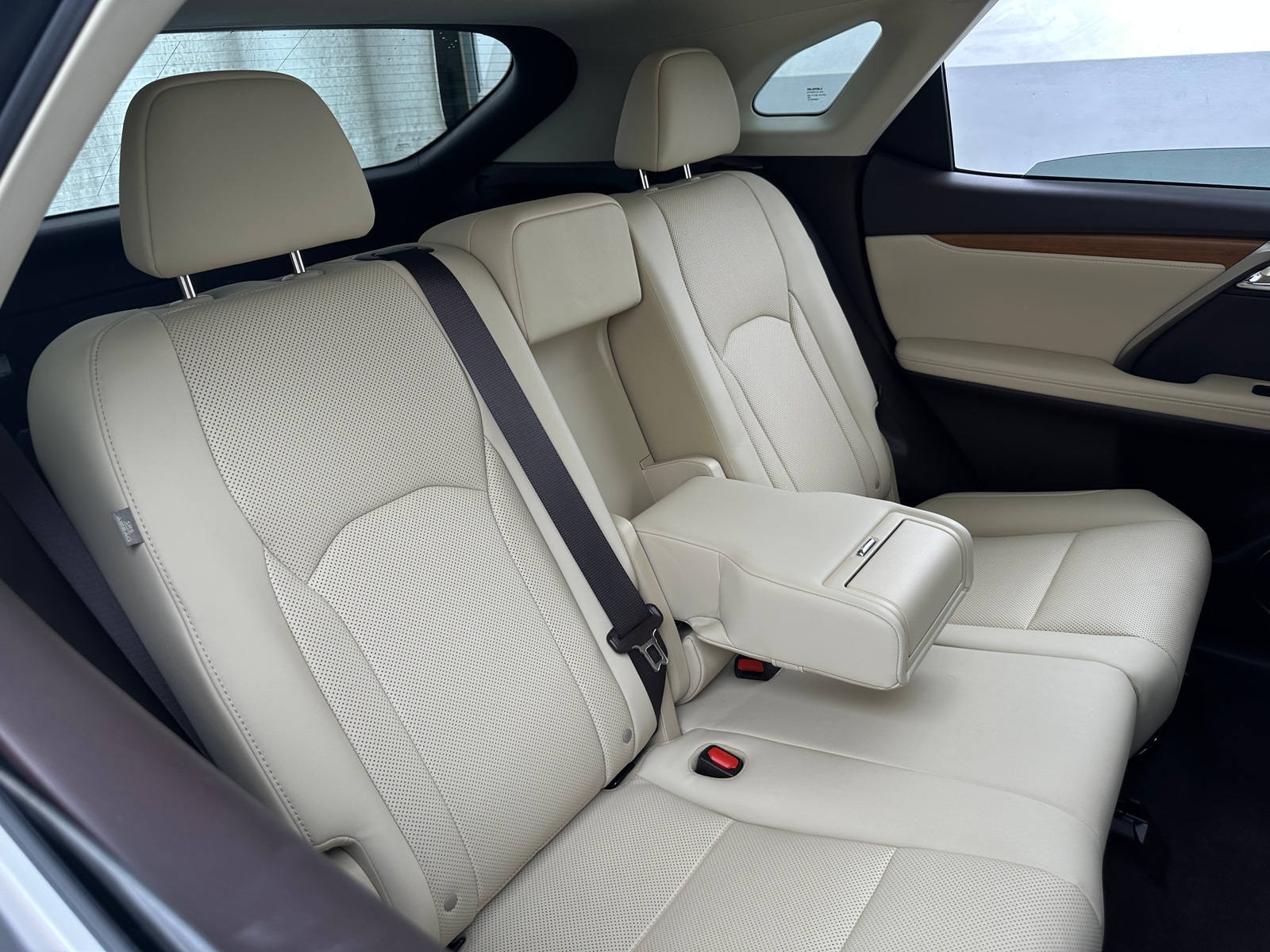 Thumbnail: 2020 Lexus RX - 6