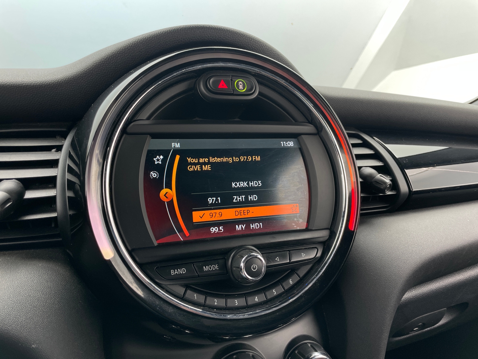 Thumbnail: 2019 MINI Cooper Convertible - 3