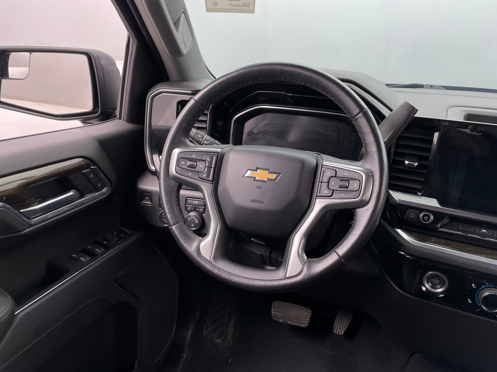 Thumbnail: 2022 Chevrolet Silverado 1500 - 5