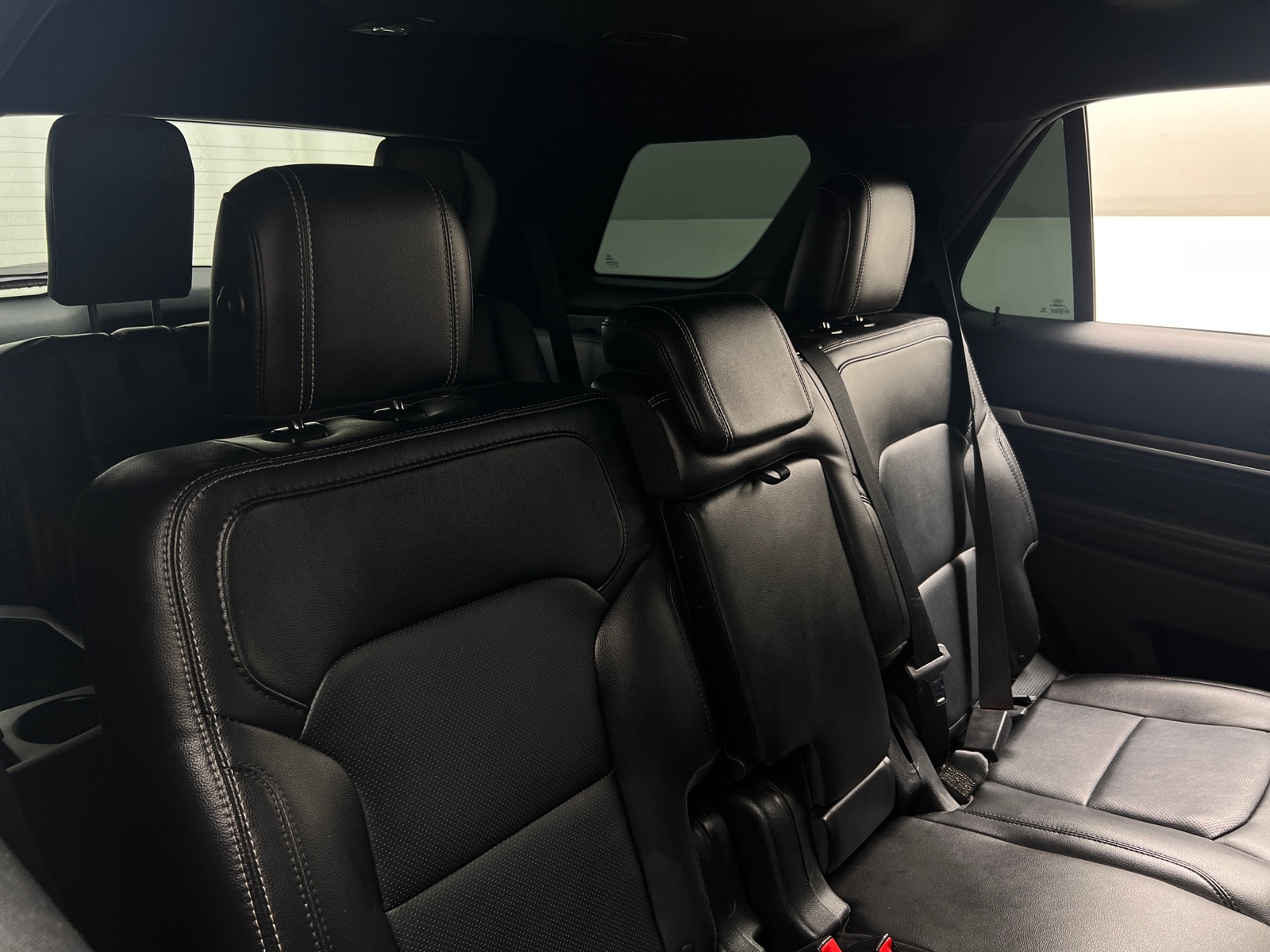 Thumbnail: 2018 Ford Explorer - 5