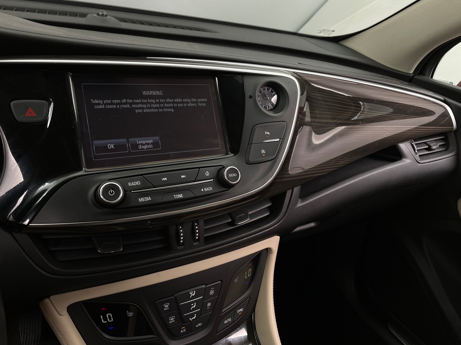Thumbnail: 2020 Buick Envision - 3